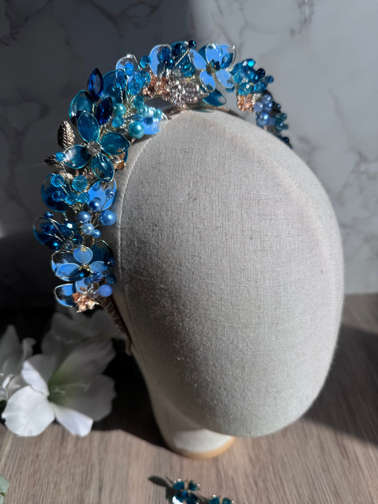 Blue and Teal halo wedding guest headpiece Blue and Teal halo wedding guest headpiece Precius pearls
