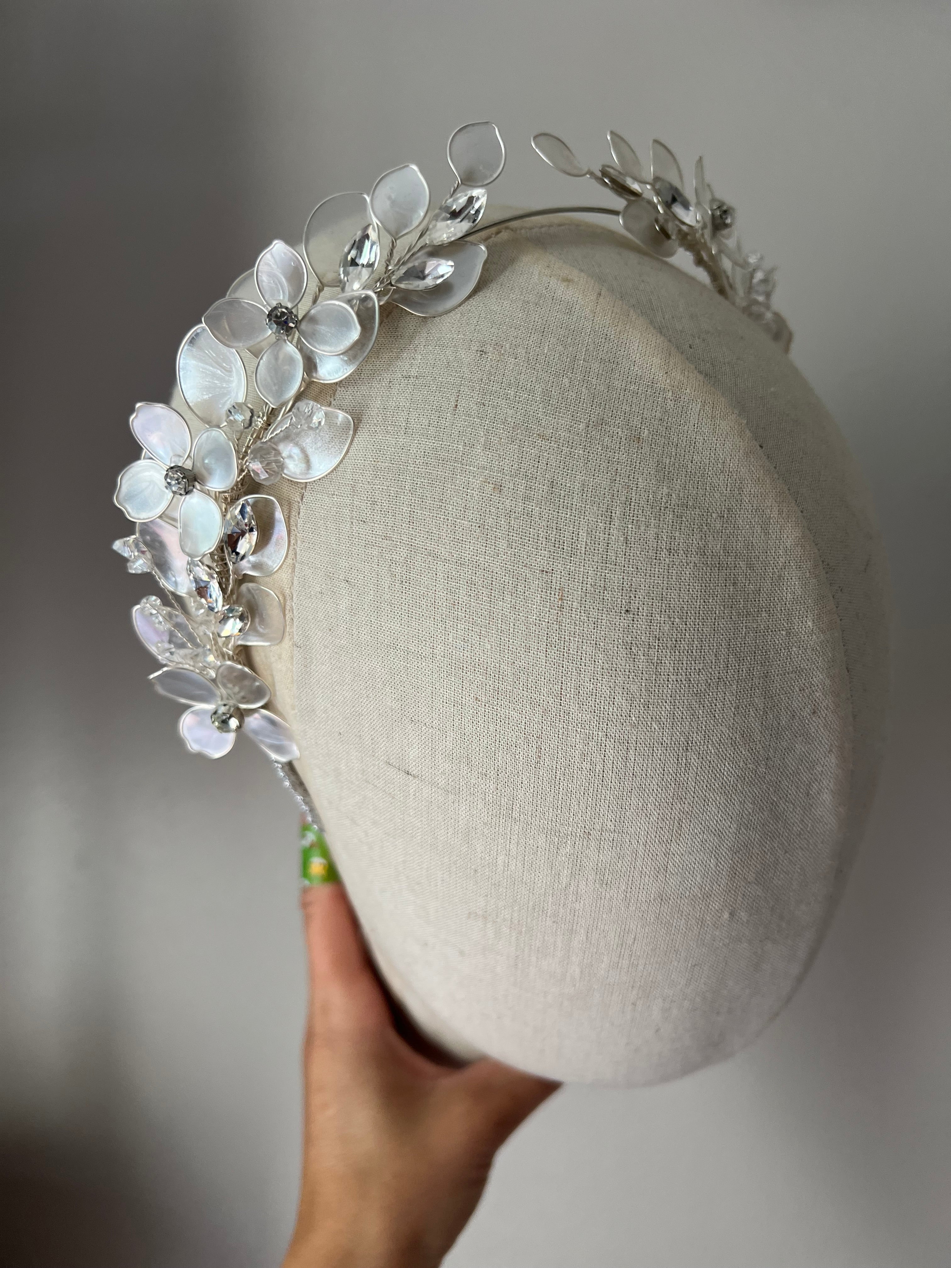 Small pearl crown Small pearl crown Precius pearls