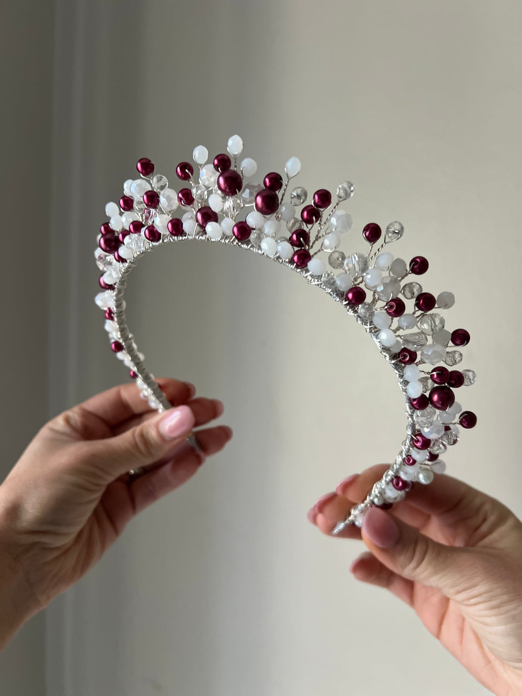 Bridal pointed tiara Bridal pointed tiara Precius pearls