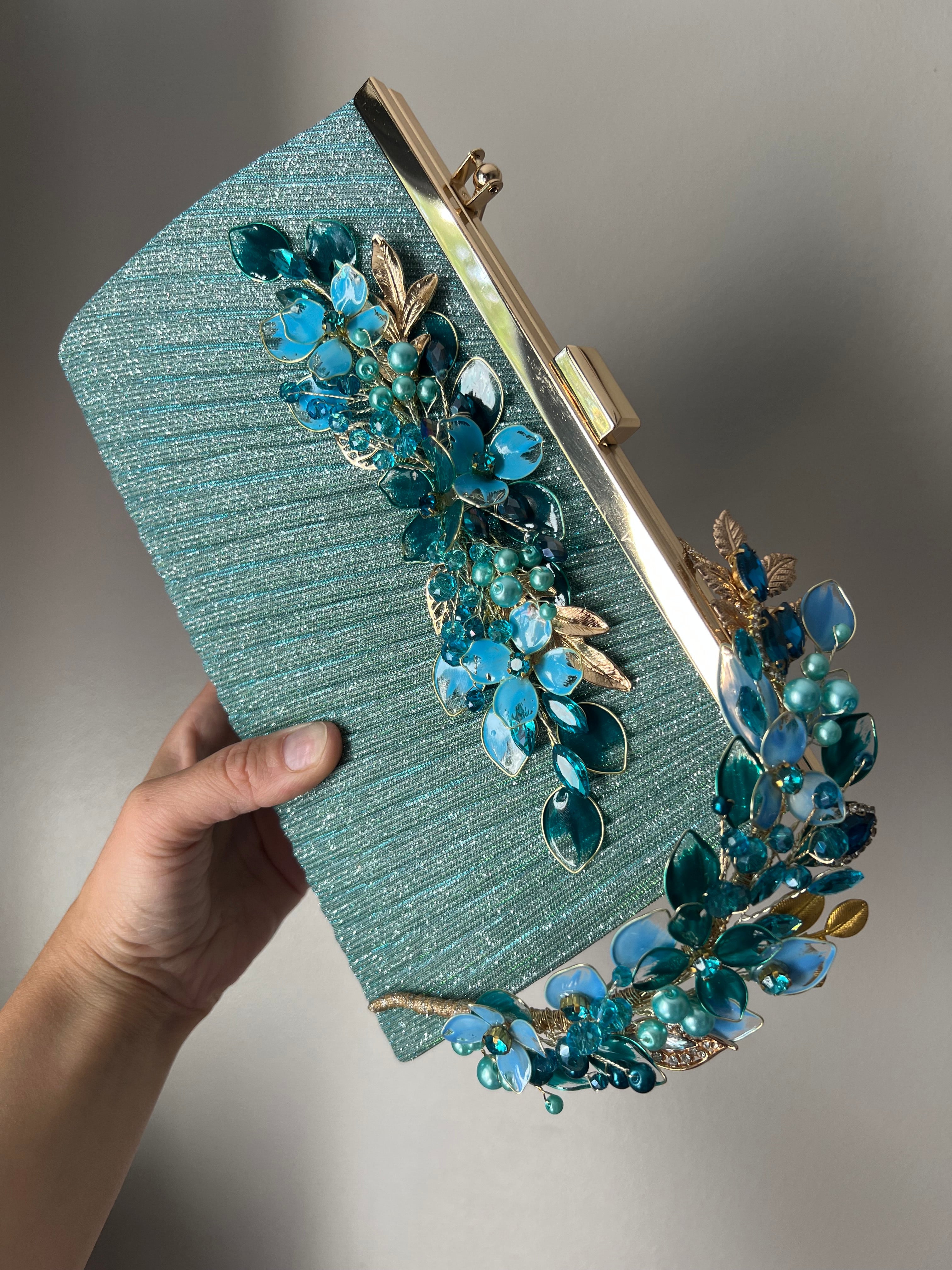 Light blue & Teal Light blue & Teal Precius pearls