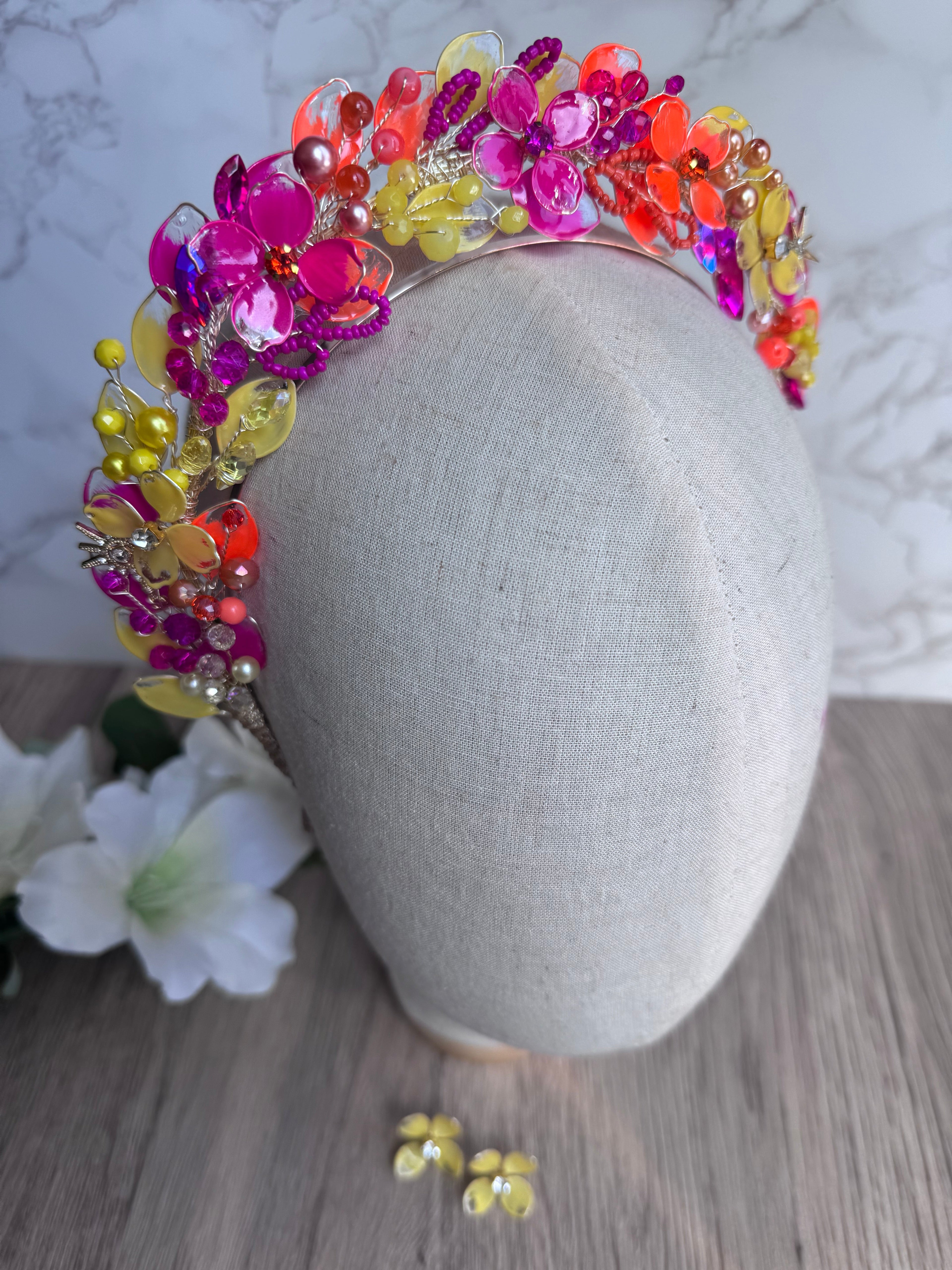 Fucshia, Yellow and Orange wedding guest headpiece Fucshia, Yellow and Orange wedding guest headpiece Precius pearls