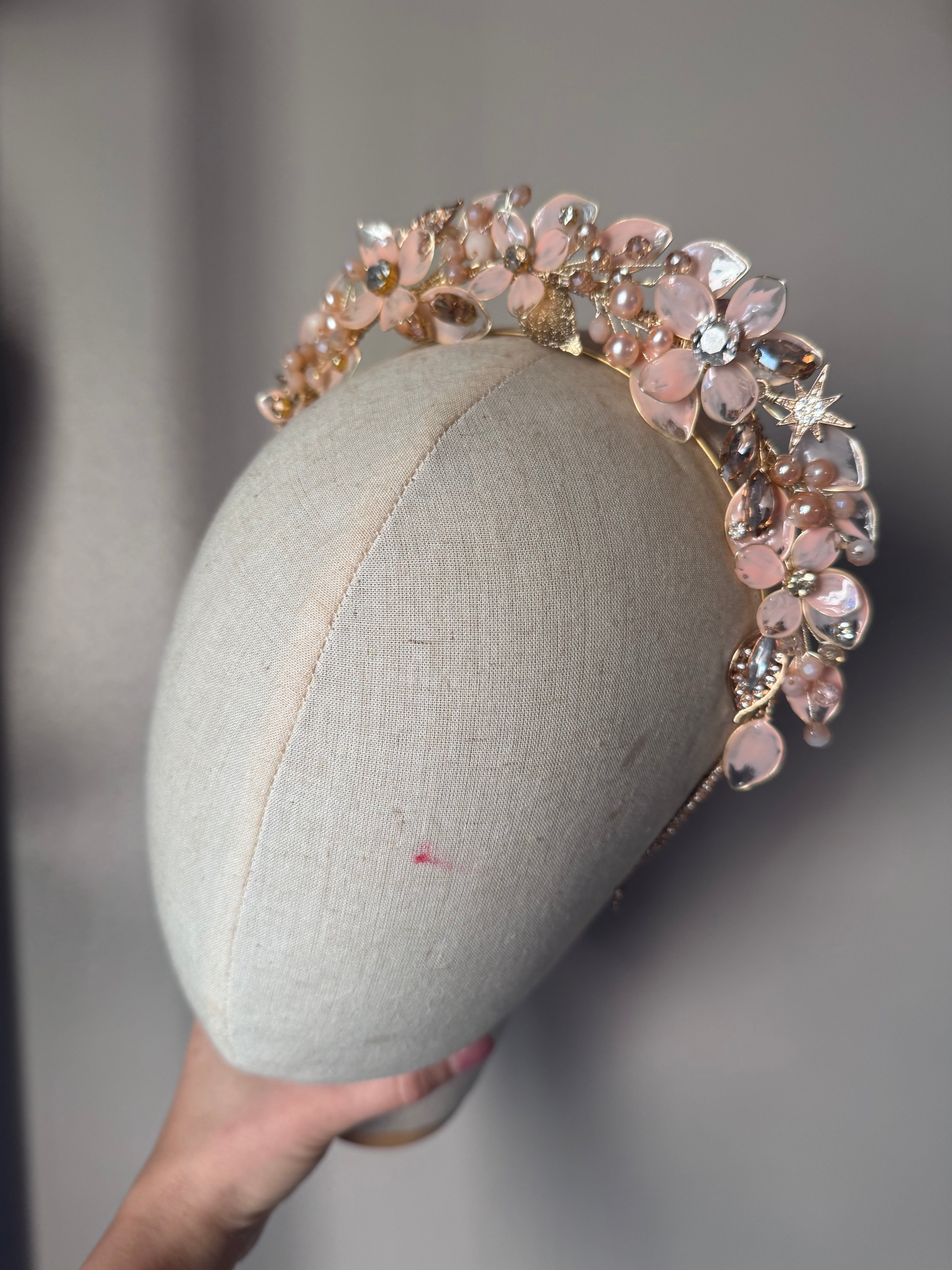 Pink Beige and Gold headpiece Pink Beige and Gold headpiece Precius pearls