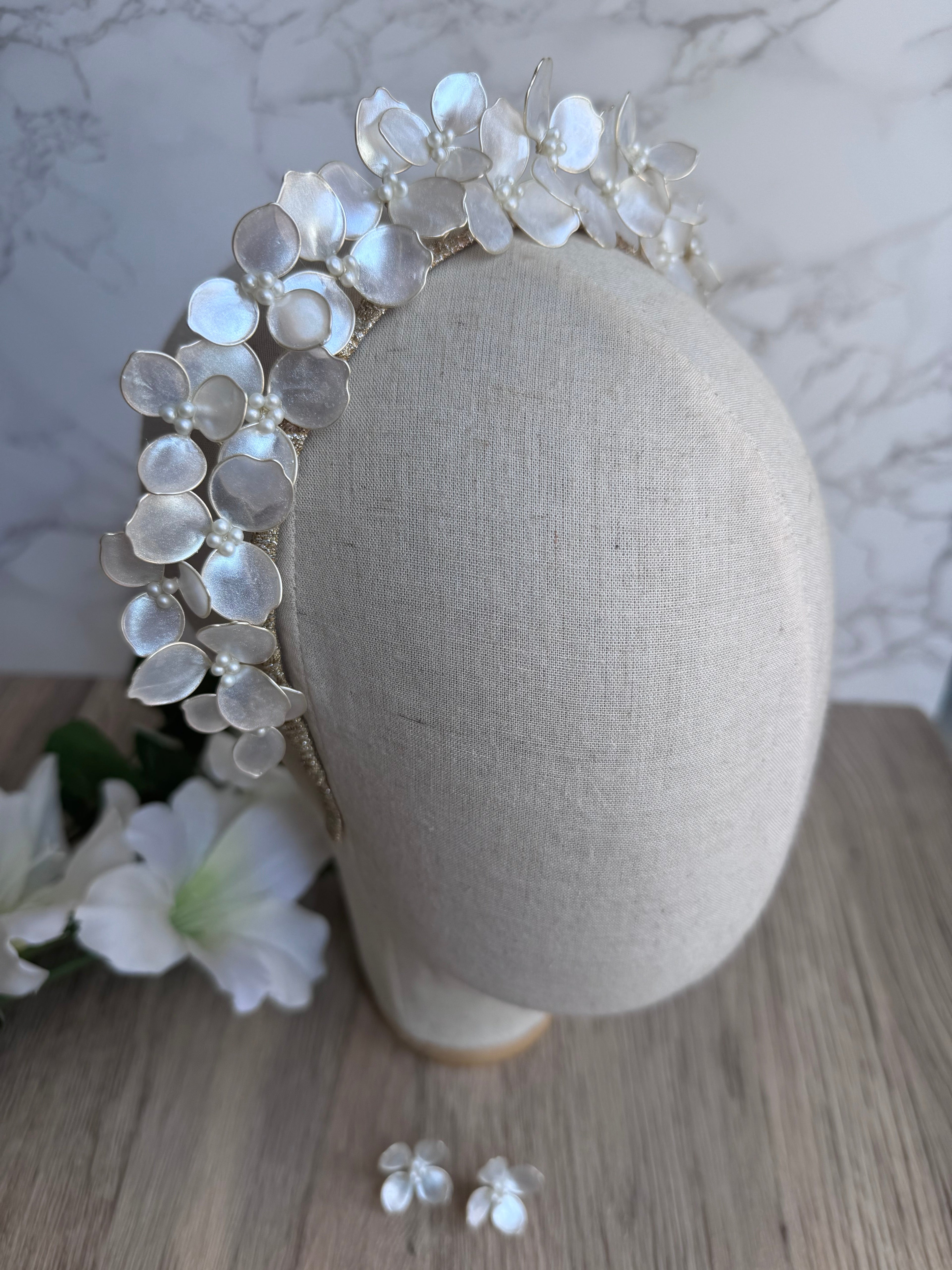 Pearl Flower Crown Pearl Flower Crown Precius pearls