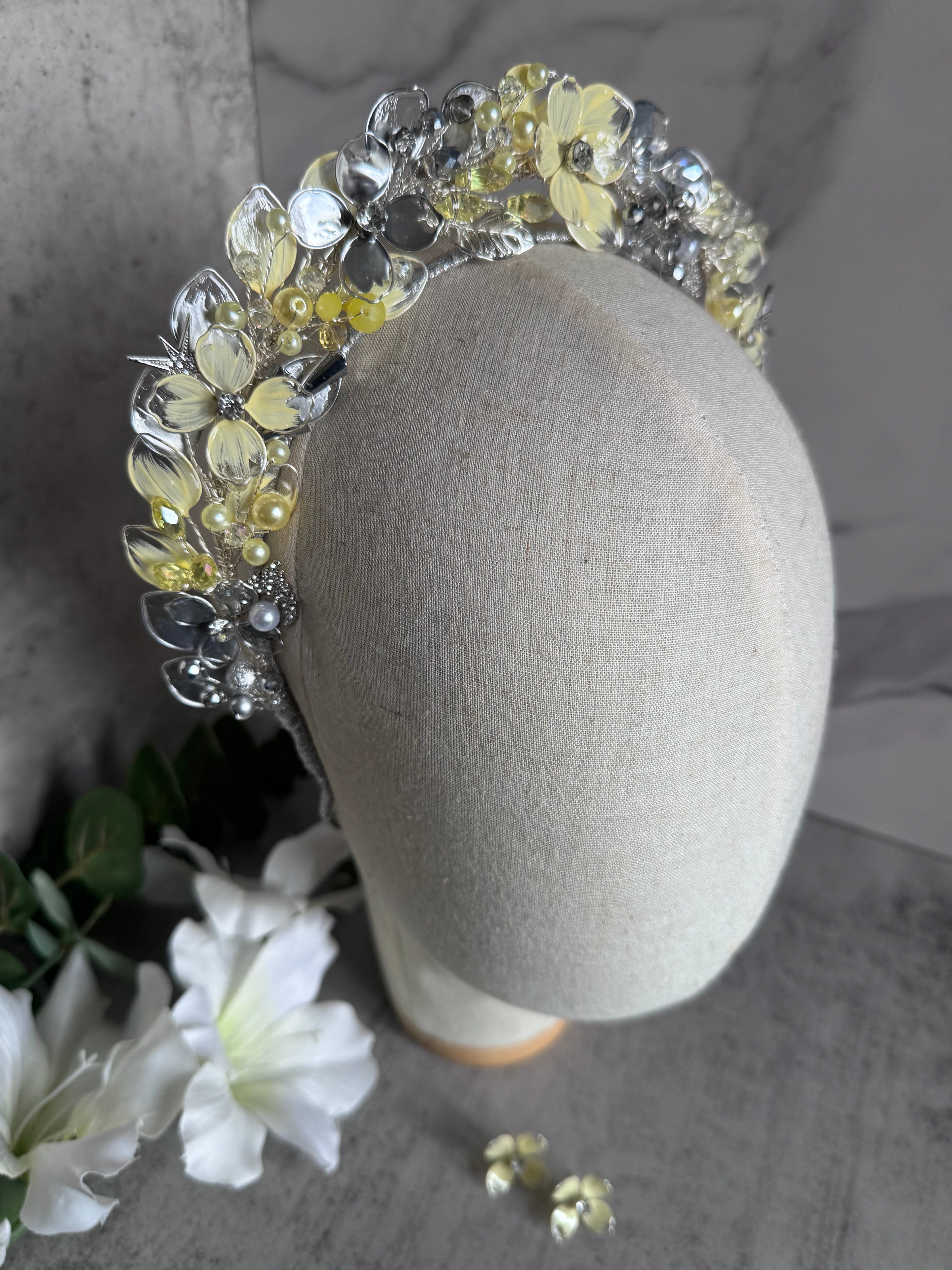 Yellow and Silver Yellow and Silver Precius pearls