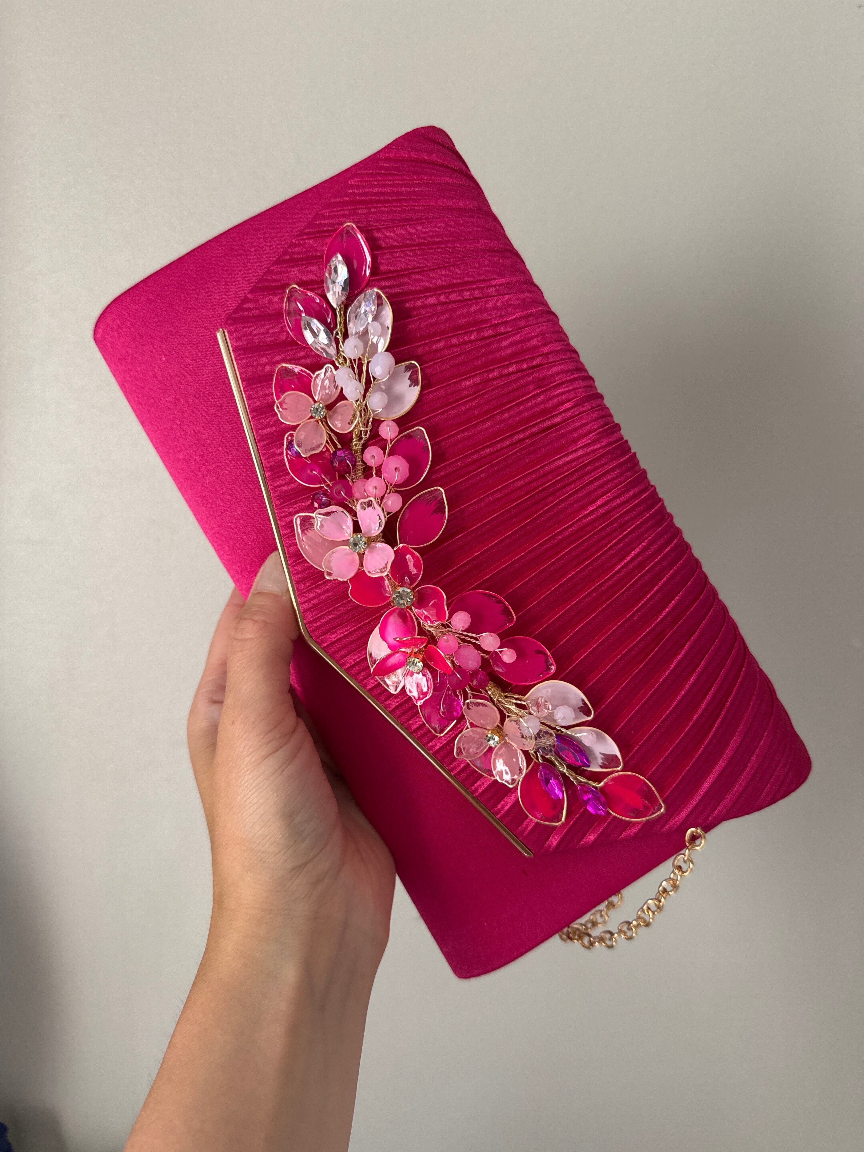 Pastel pink detail wedding guest bag 🩷 Pastel pink detail wedding guest bag 🩷 Precius pearls