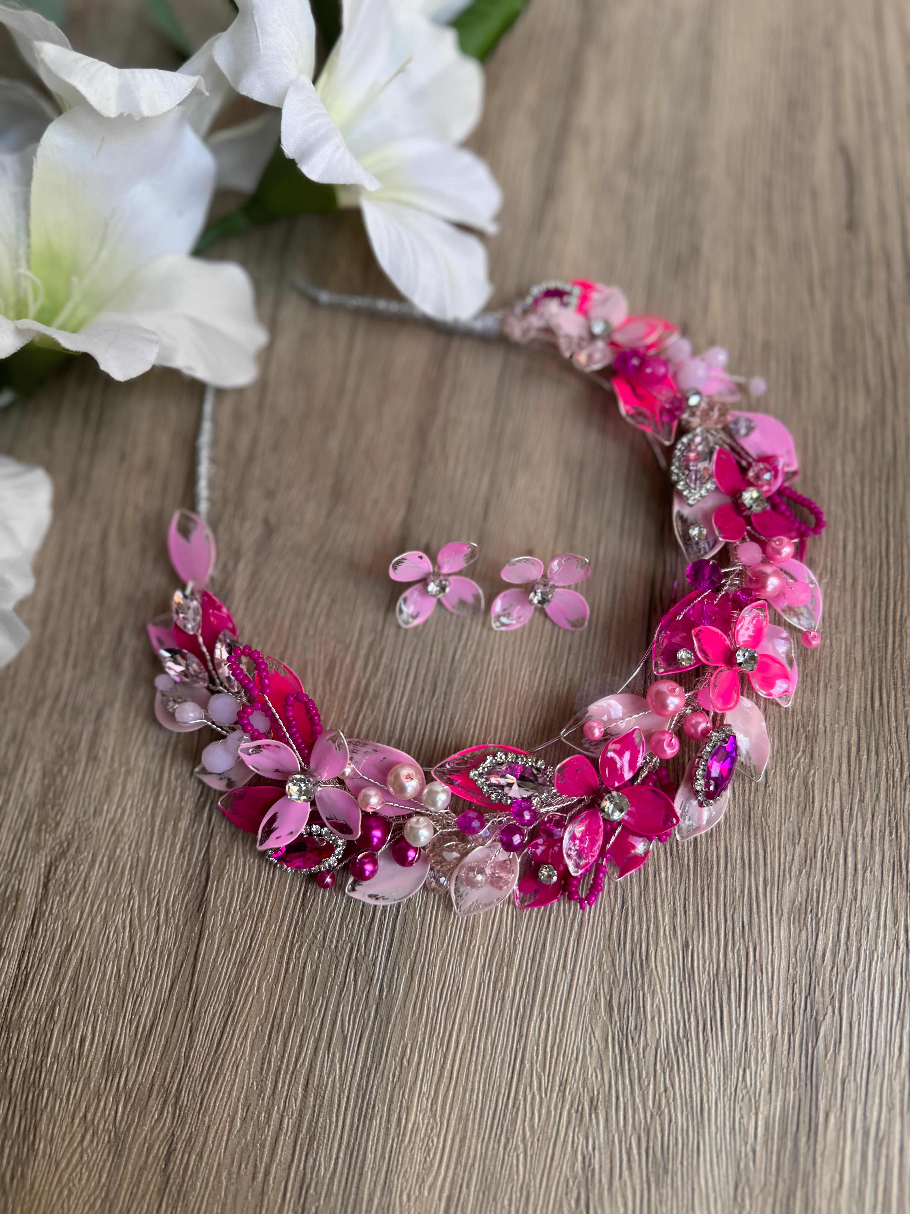 Fucshia and Pink Halo Fucshia and Pink Halo Precius pearls
