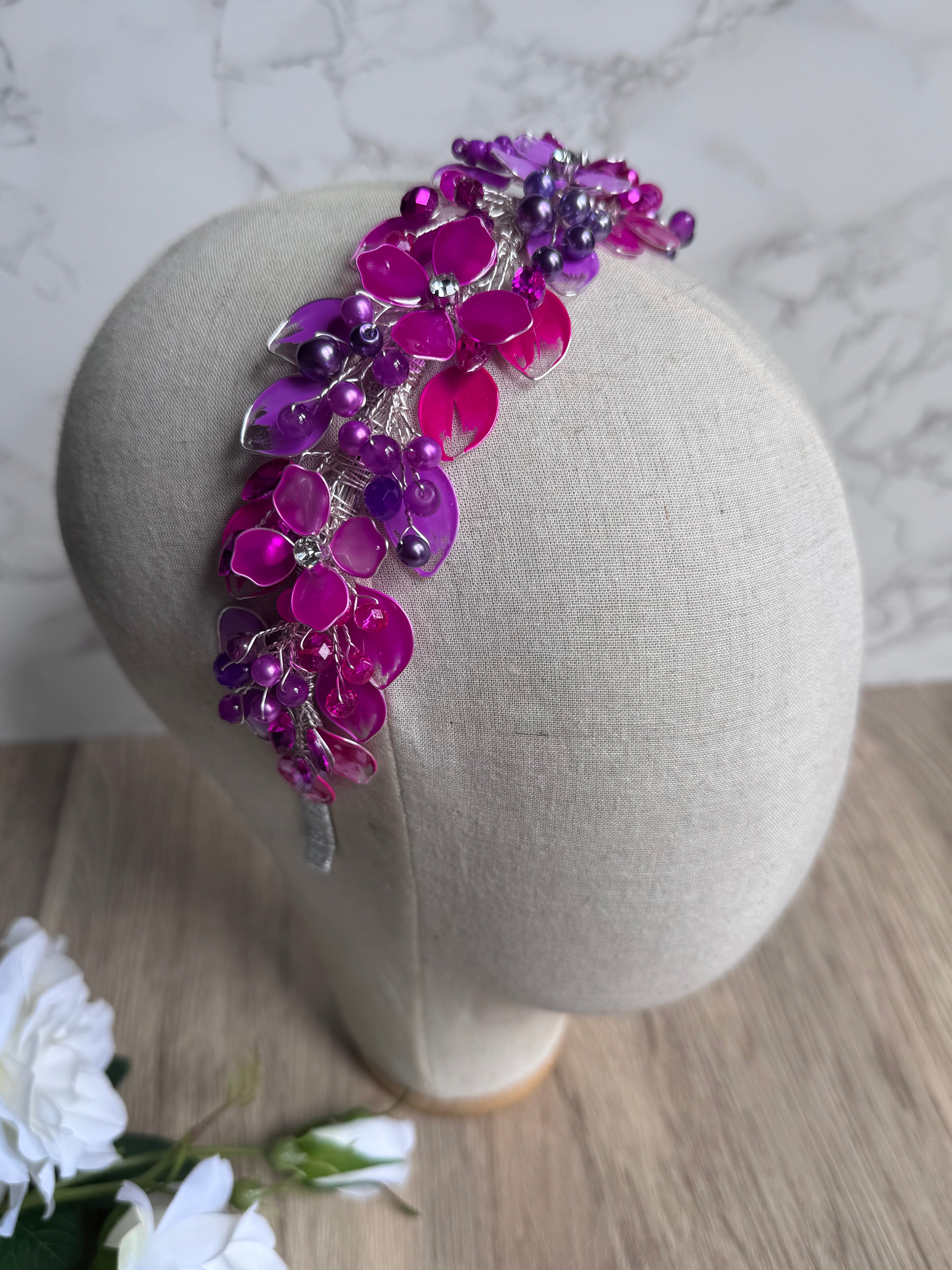 Magenta low wedding guest crown Magenta low wedding guest crown Precius pearls