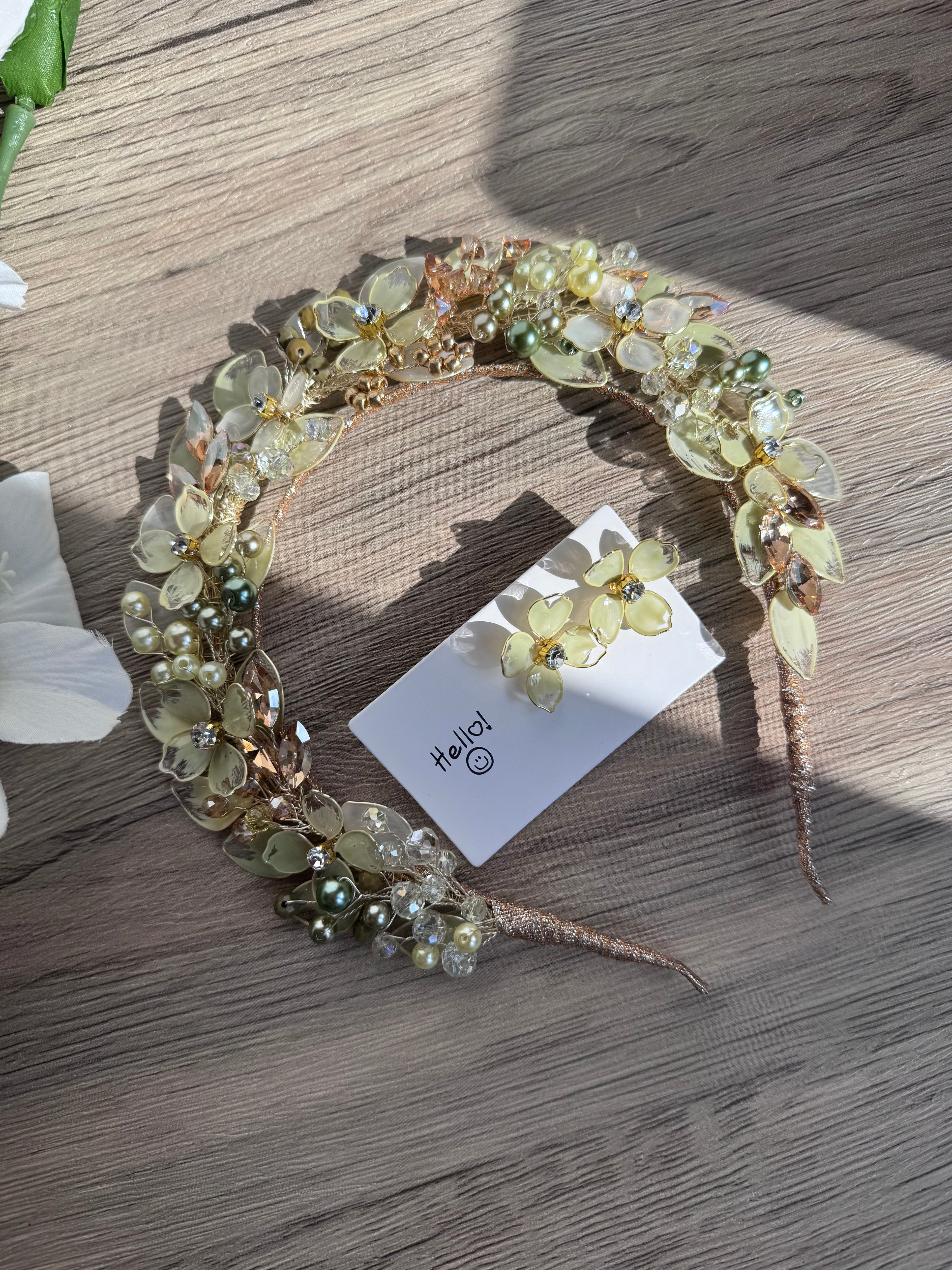 Sage, Yelow and Milky white Sage, Yelow and Milky white Precius pearls