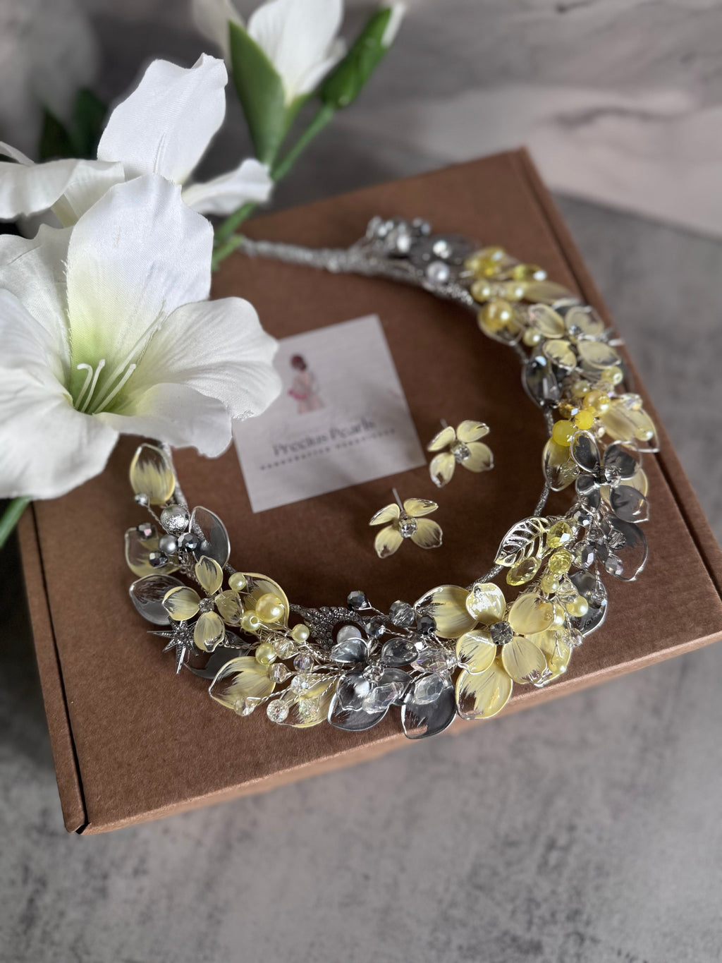 Yellow and Silver Yellow and Silver Precius pearls