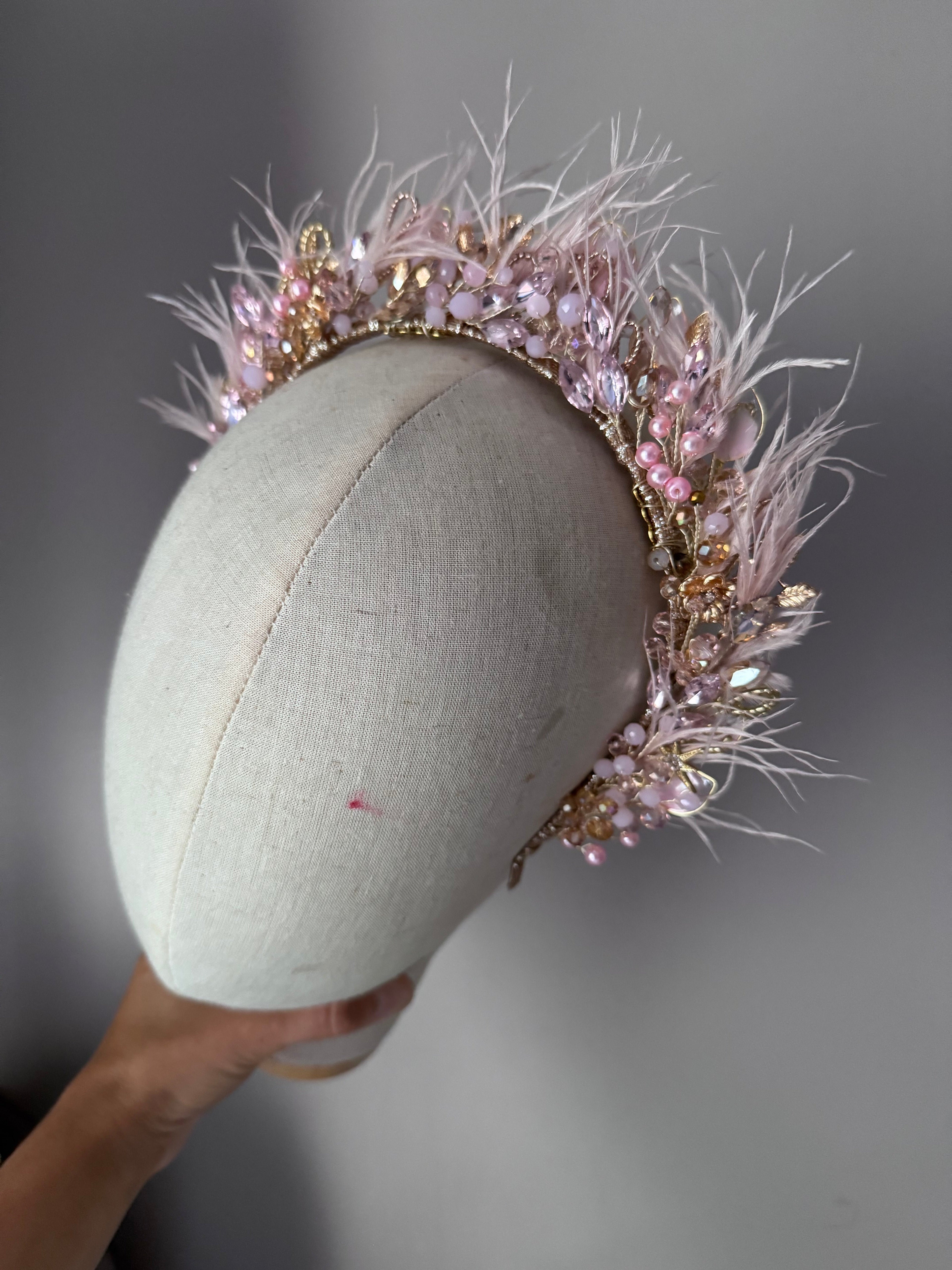 Pink Feather crown Pink Feather crown Precius pearls