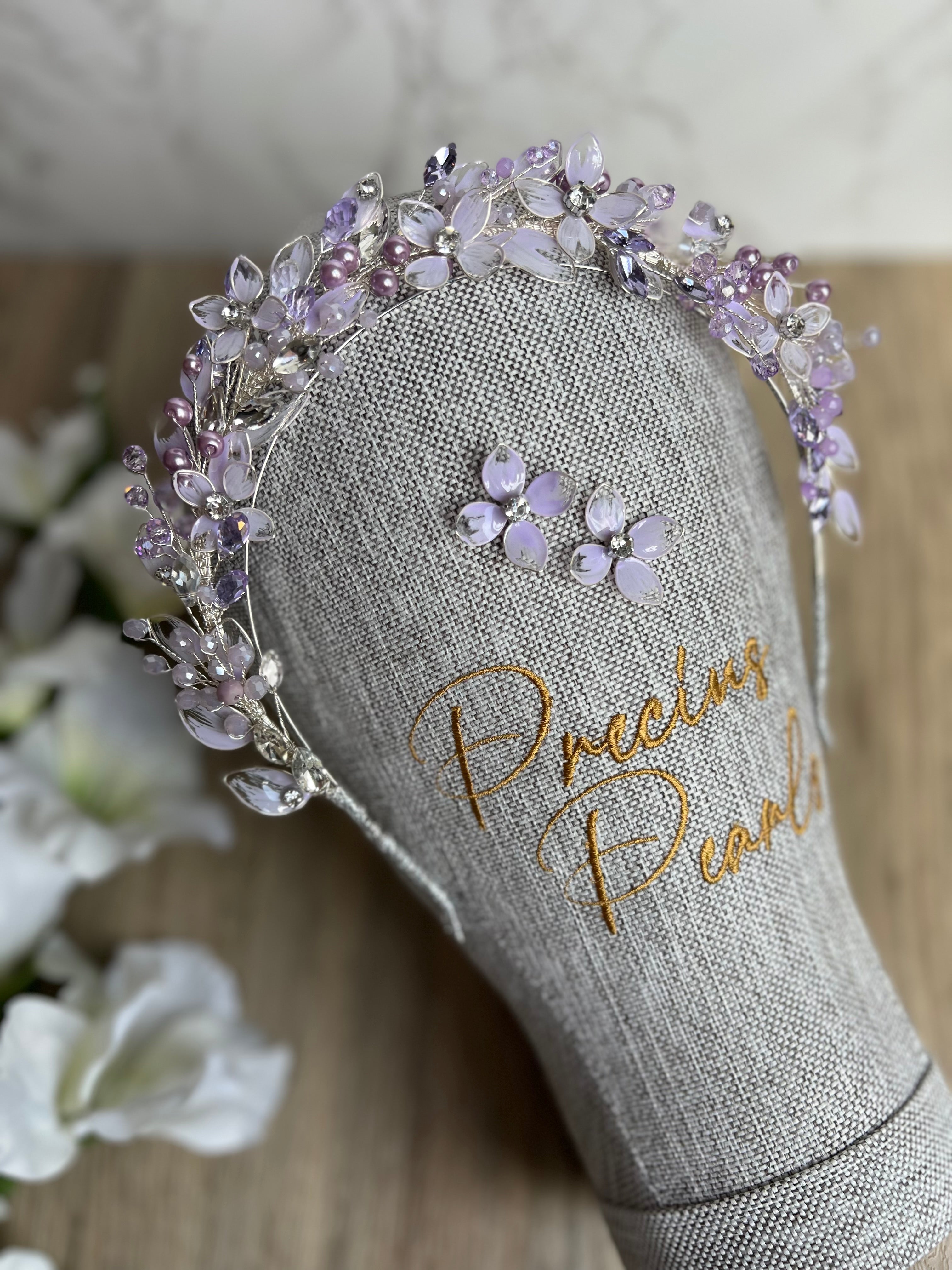 VIOLETTE STUNNING WEDDING GUEST HEADPIECE VIOLETTE STUNNING WEDDING GUEST HEADPIECE Precius pearls