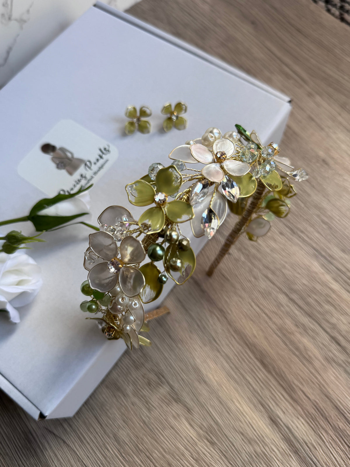 Sage and Pearl wedding guest Heapdiece Sage and Pearl wedding guest Heapdiece Precius pearls