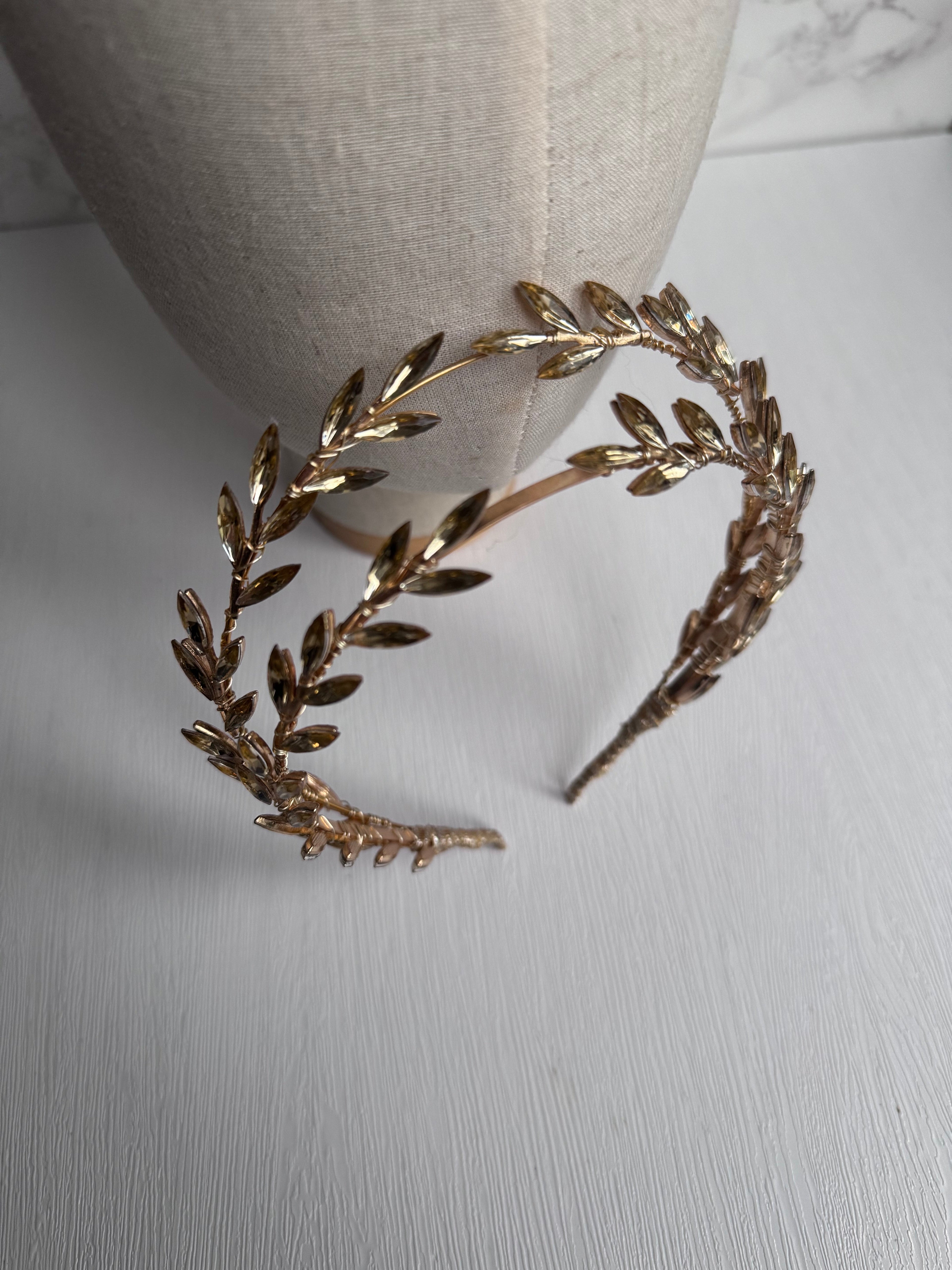Golden Crowns Golden Crowns Precius pearls