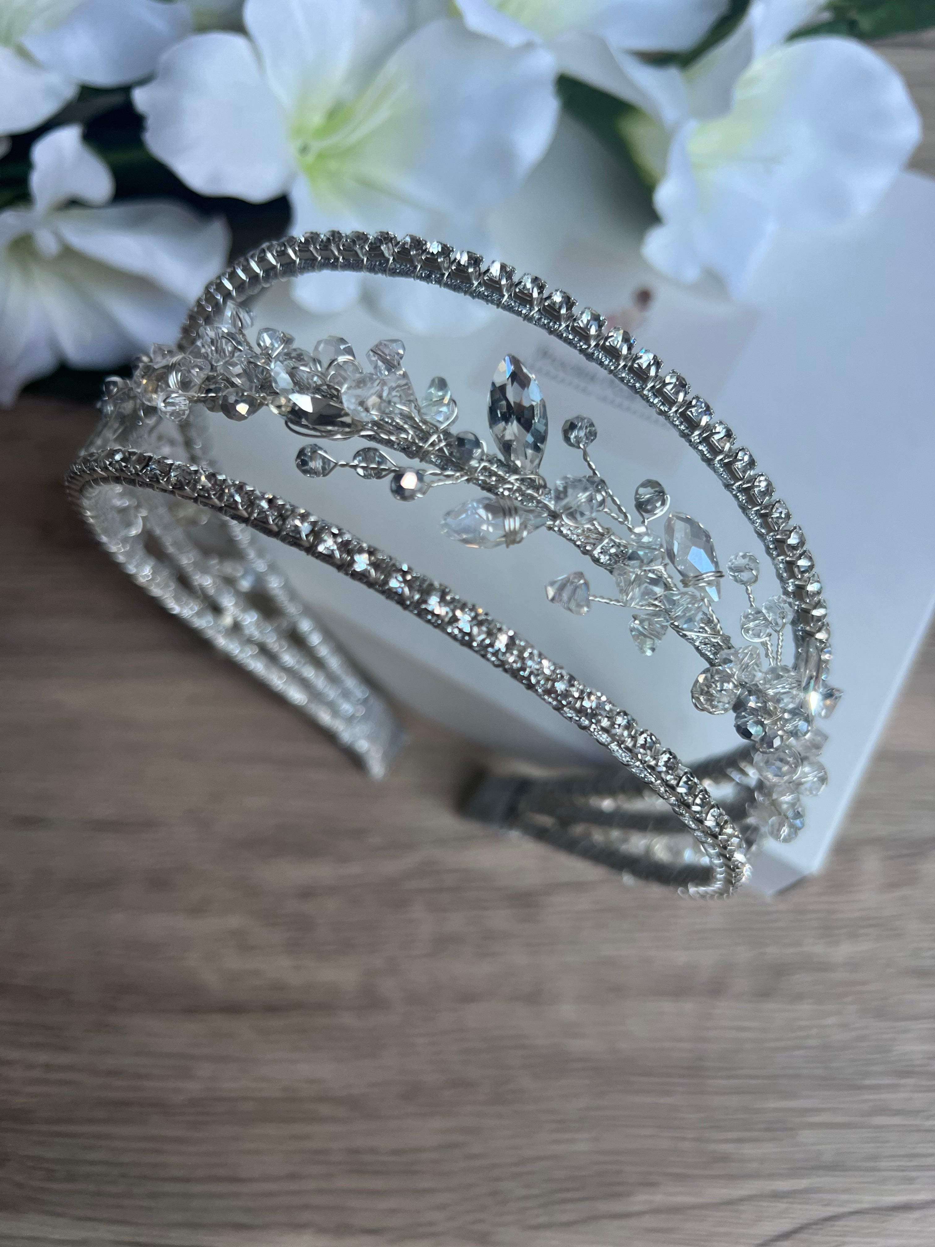 Crystal and Rhinestone white headband Crystal and Rhinestone white headband Precius pearls