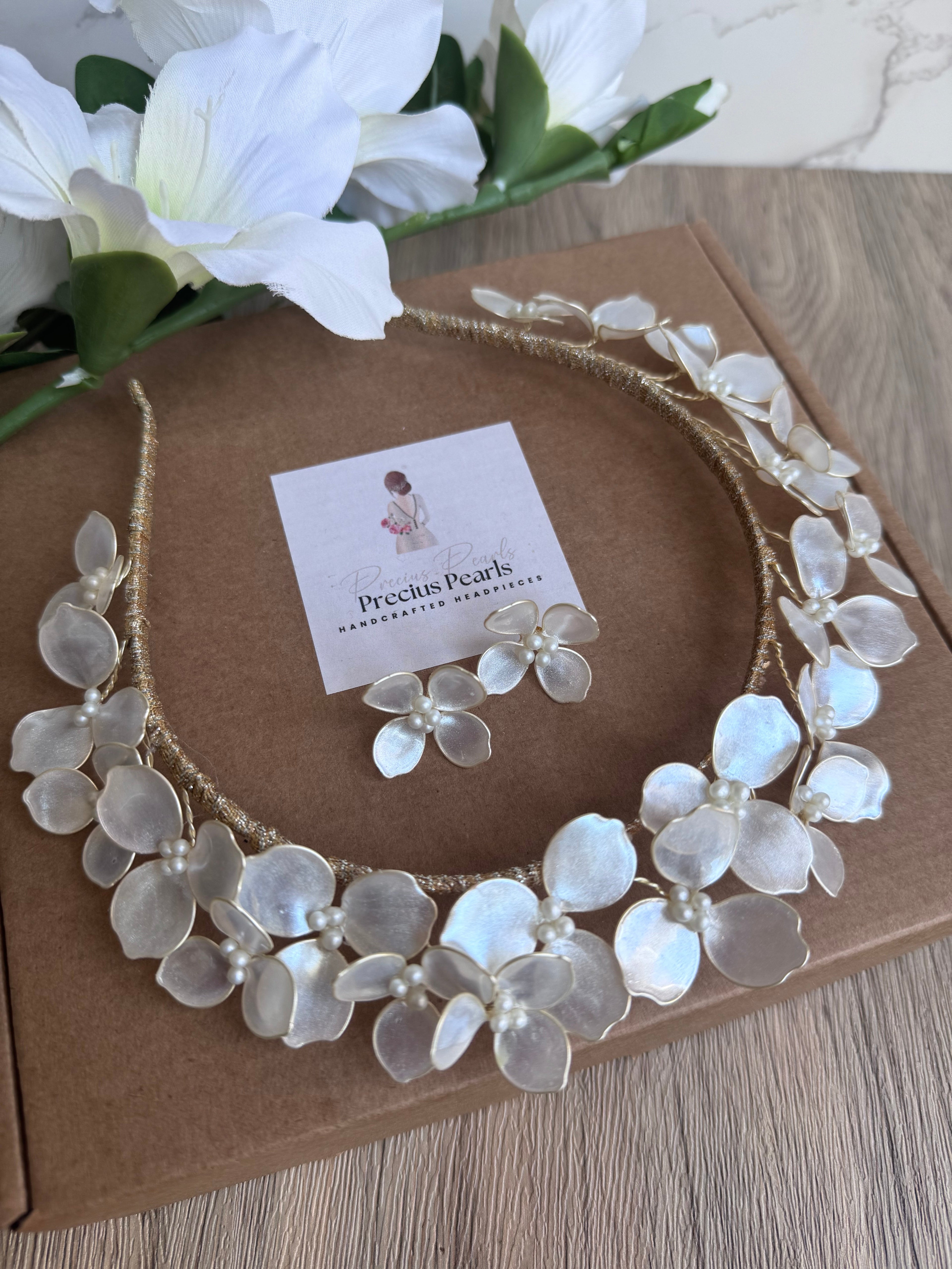 Pearl Flower Crown Pearl Flower Crown Precius pearls