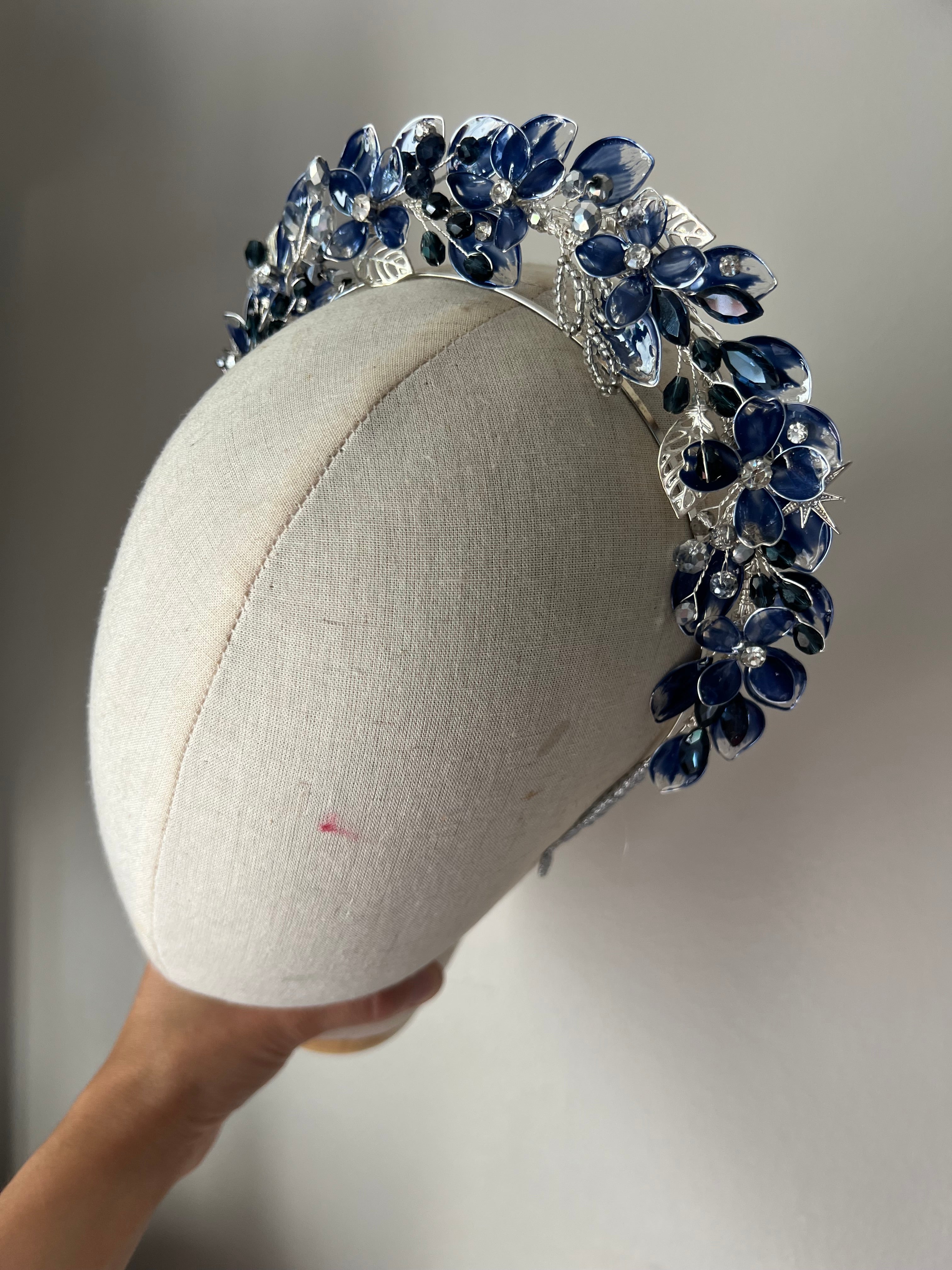 Navy and Silver halo Navy and Silver halo Precius pearls