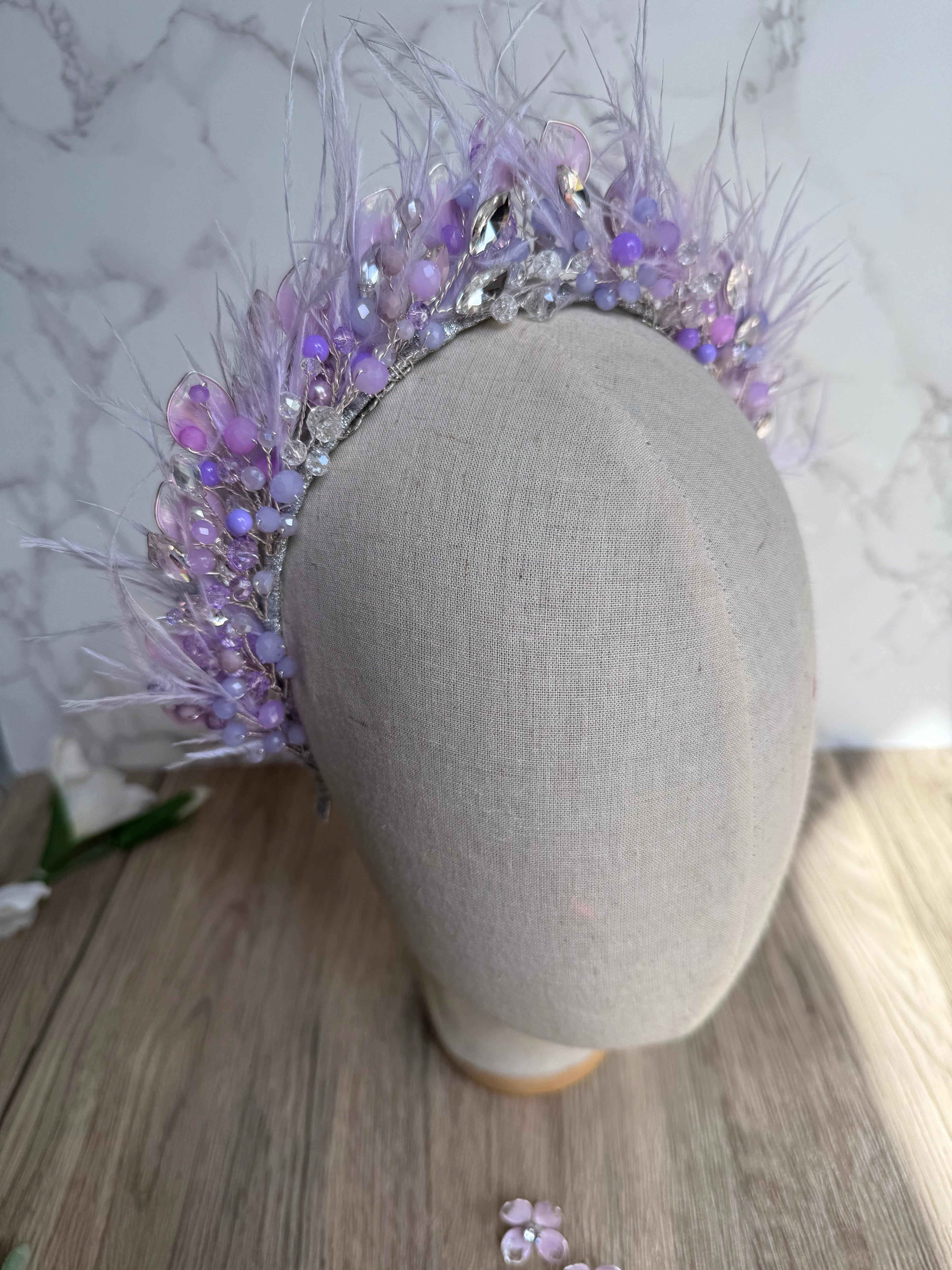 Lilac Feather crown Lilac Feather crown Precius pearls