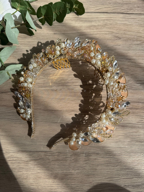 Alice Crown in Gold and Pearl Alice Crown in Gold and Pearl Precius pearls
