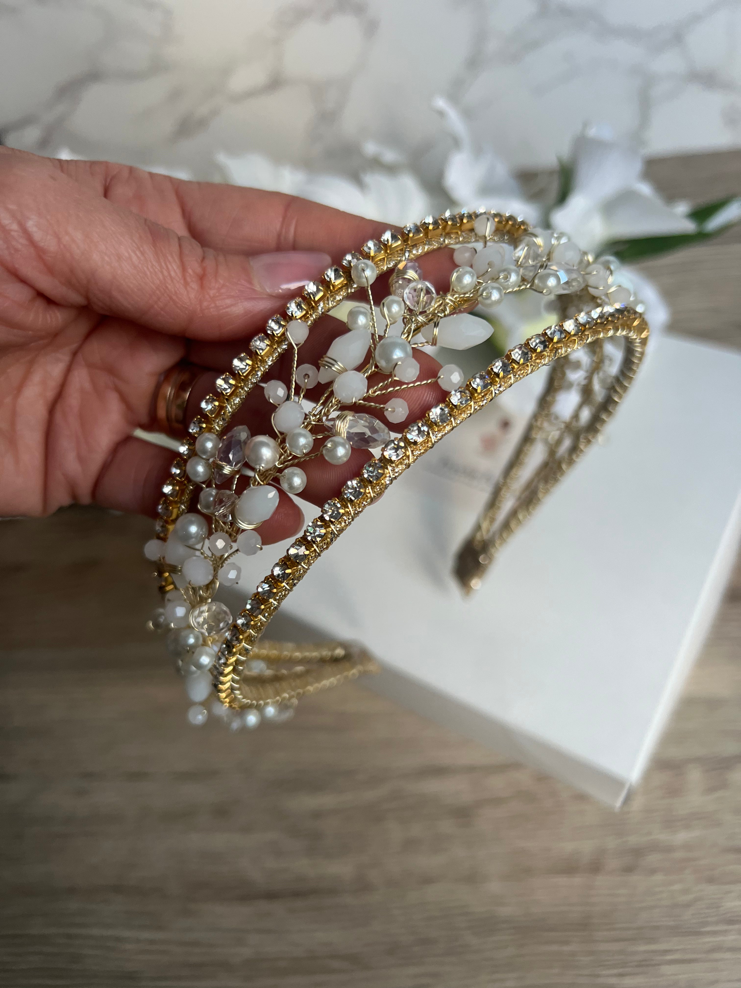 Crystal and Rhinestone white headband Crystal and Rhinestone white headband Precius pearls