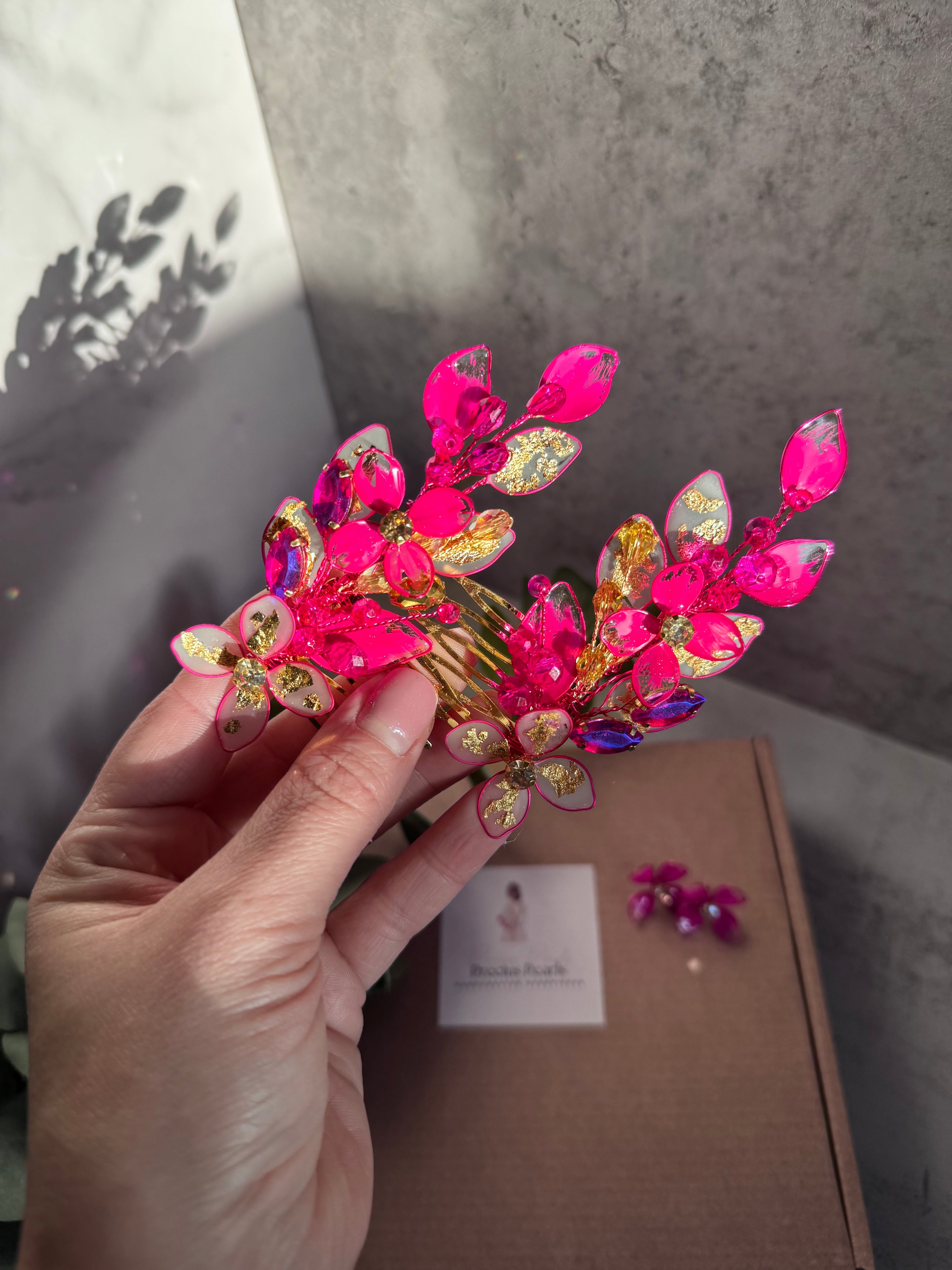 Fucshia and Frosted Gold Fucshia and Frosted Gold Precius pearls