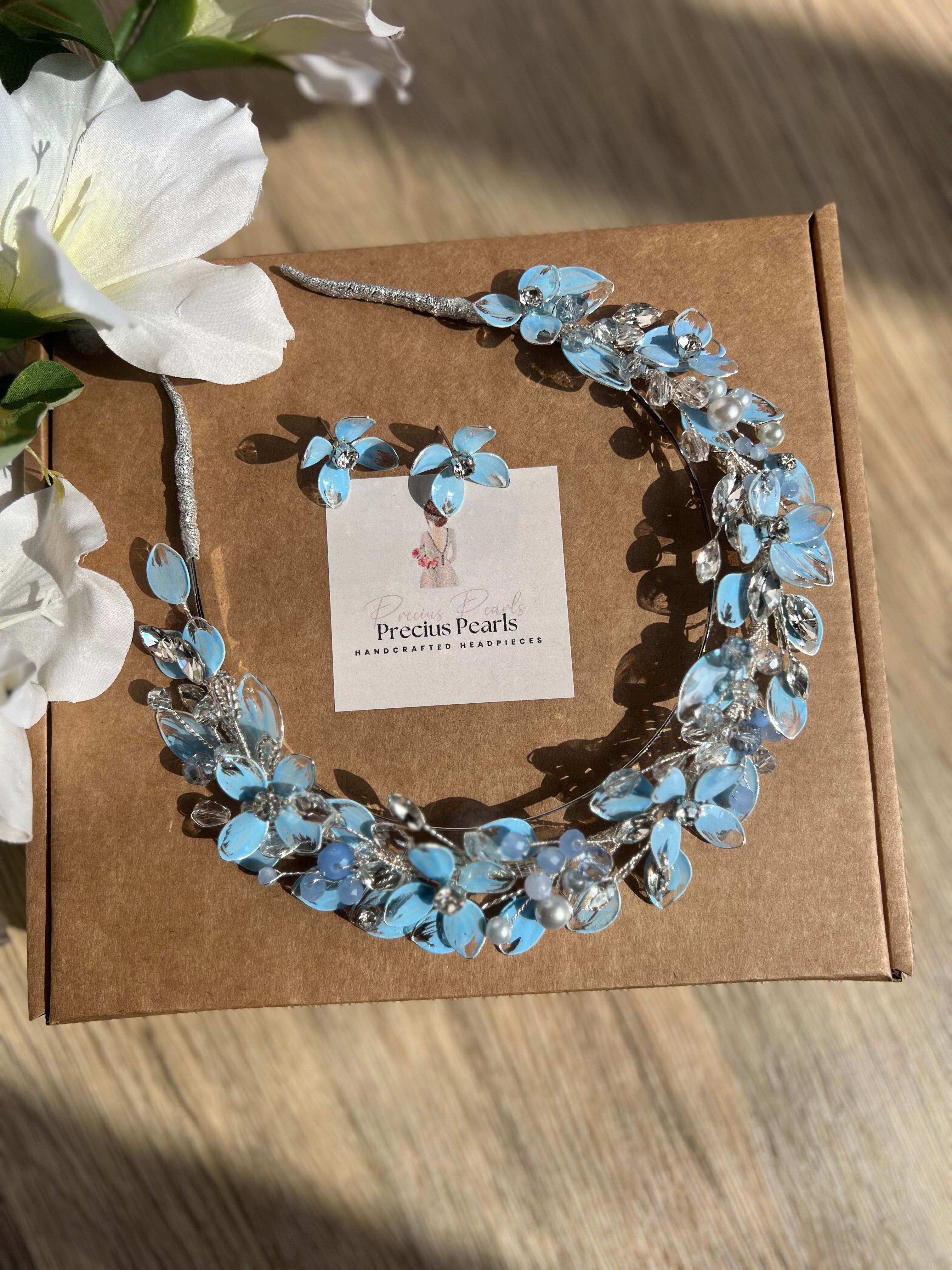 Light Blue  wedding guest headpiece. Light Blue  wedding guest headpiece. Precius pearls