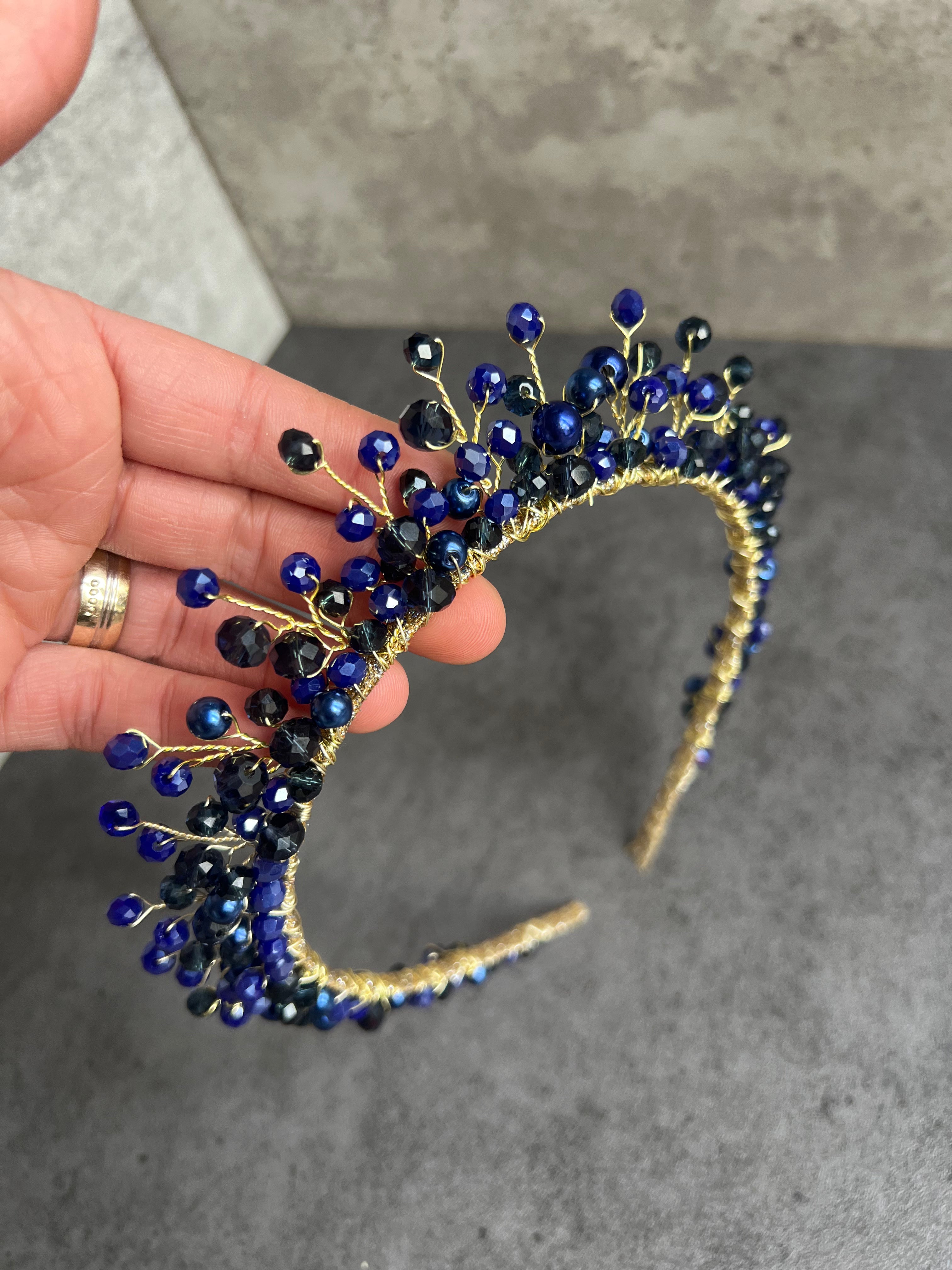 Medium height tiara Medium height tiara Precius pearls
