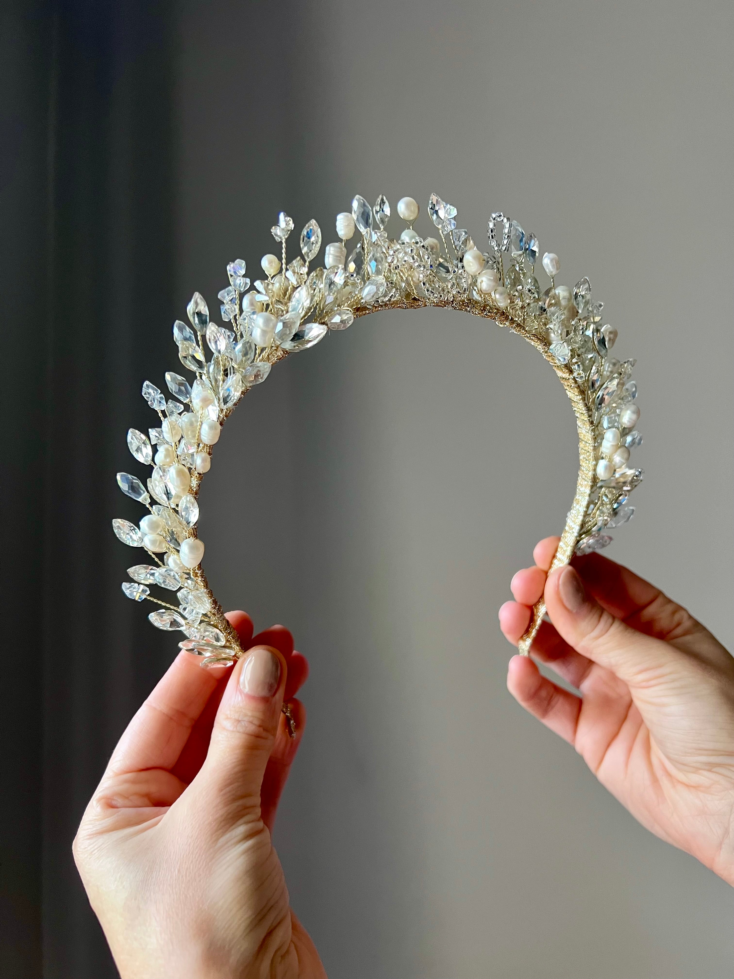 Alice Flower Tiara Full Crown™ Alice Flower Tiara Full Crown™ Precius pearls
