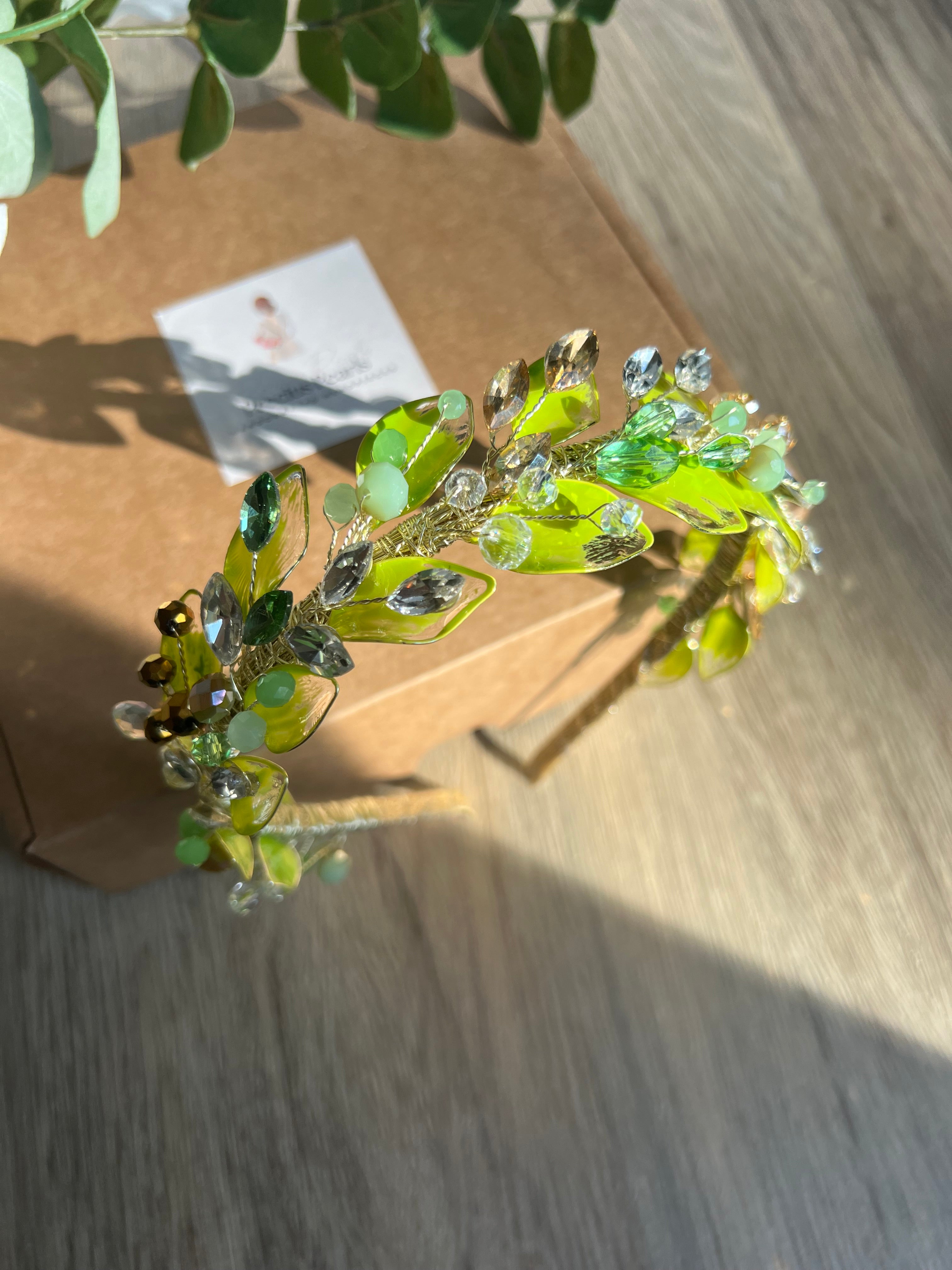 Low Lime leaf headpiece Low Lime leaf headpiece Precius pearls