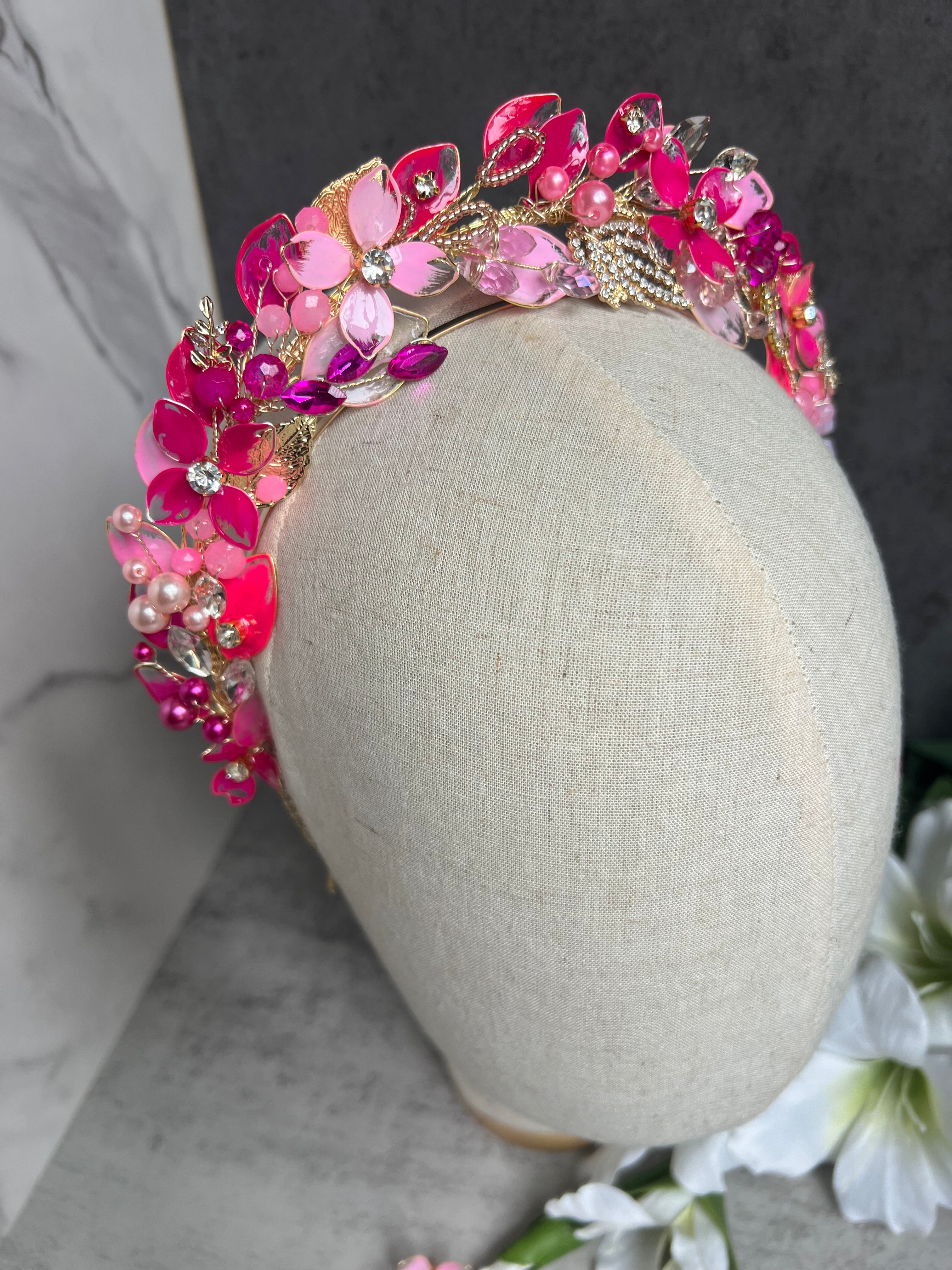 Fucshia and Pink Halo Fucshia and Pink Halo Precius pearls