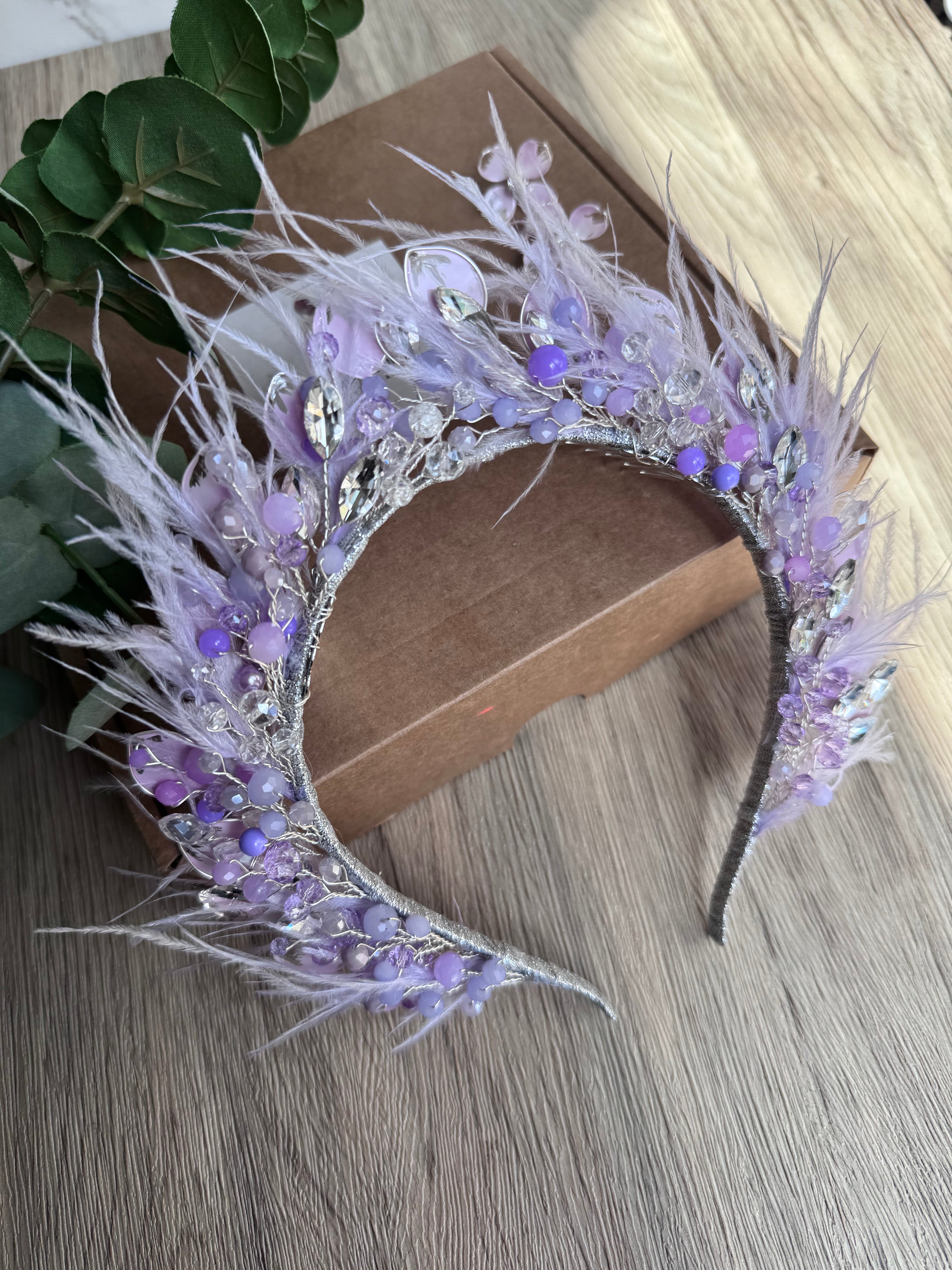 Lilac Feather crown Lilac Feather crown Precius pearls