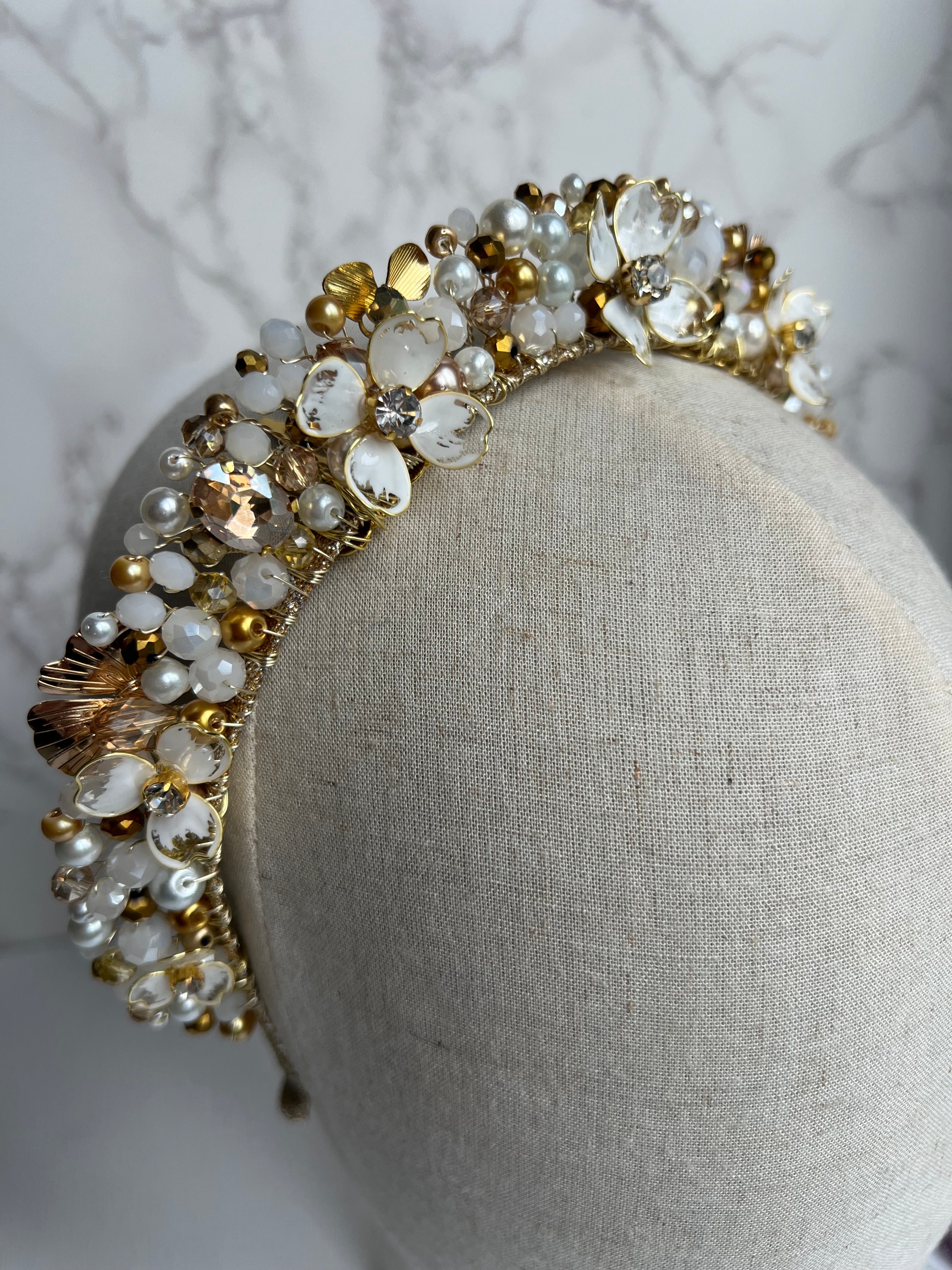 Flora Flower Crown White/Golden Flora Flower Crown White/Golden Precius pearls