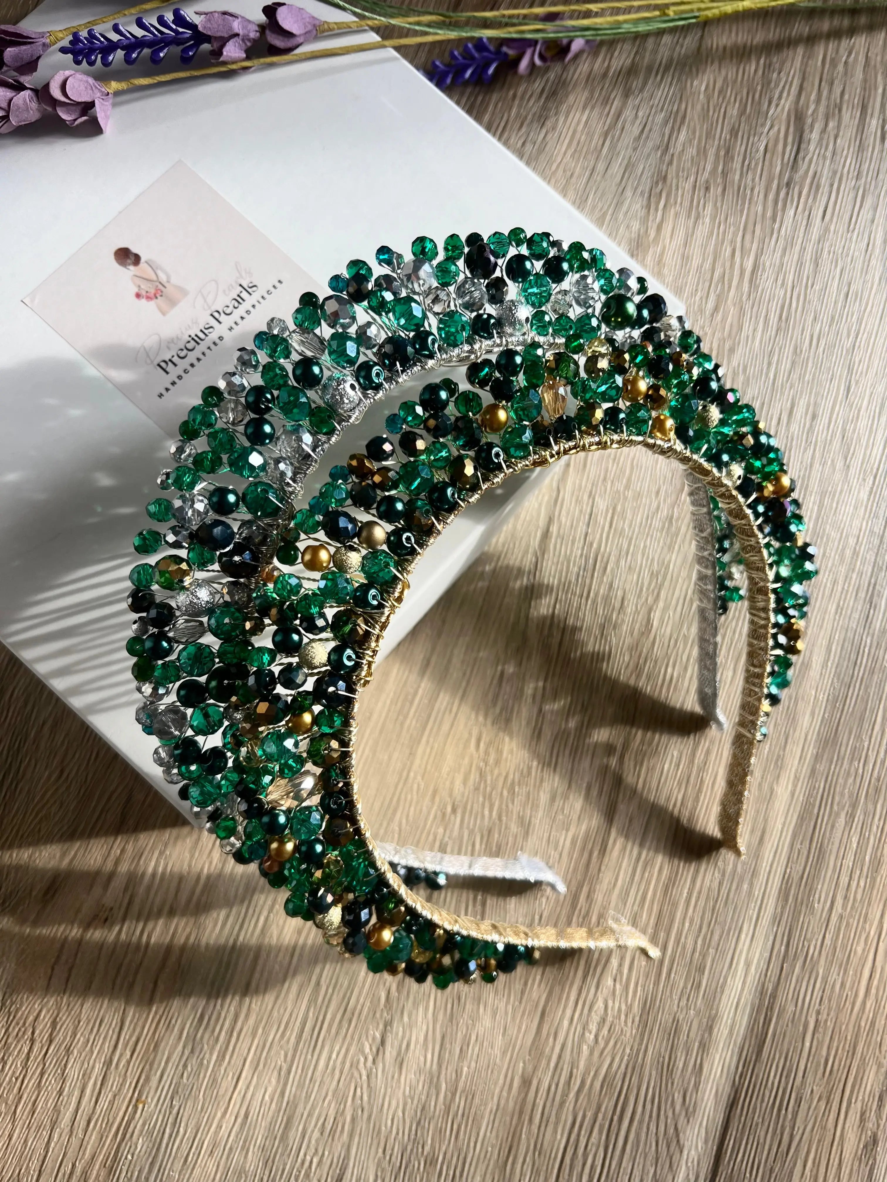Emerald Green Headpiece, Wedding guest crown Emerald Green Headpiece, Wedding guest crown Precius pearls