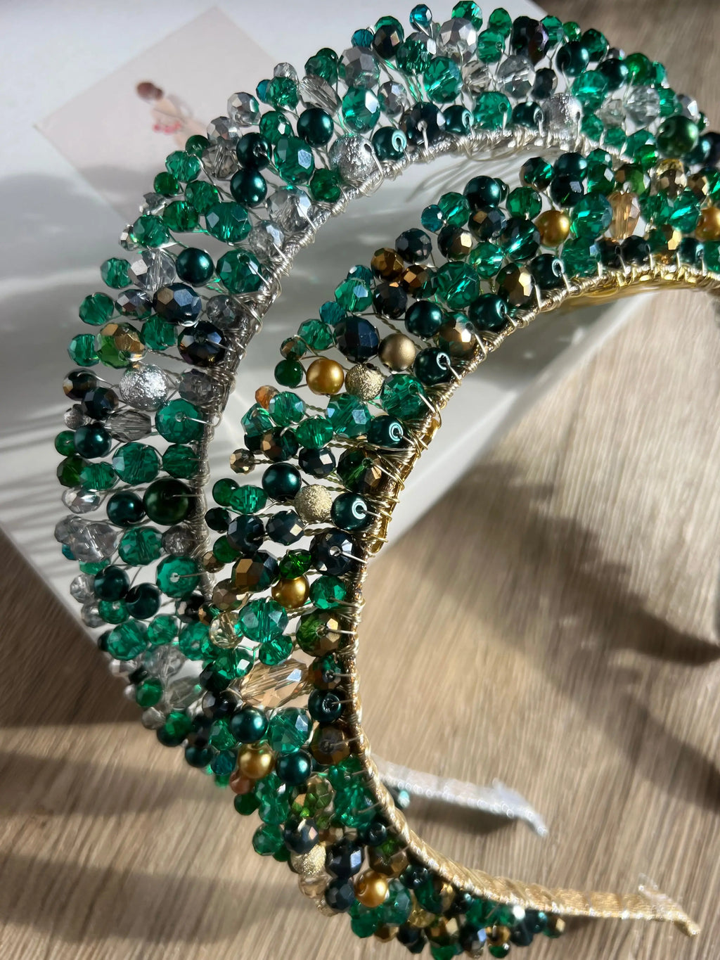 Emerald Green Headpiece, Wedding guest crown Emerald Green Headpiece, Wedding guest crown Precius pearls