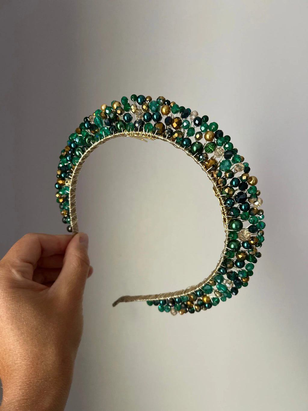 Emerald Green Headpiece, Wedding guest crown Emerald Green Headpiece, Wedding guest crown Precius pearls