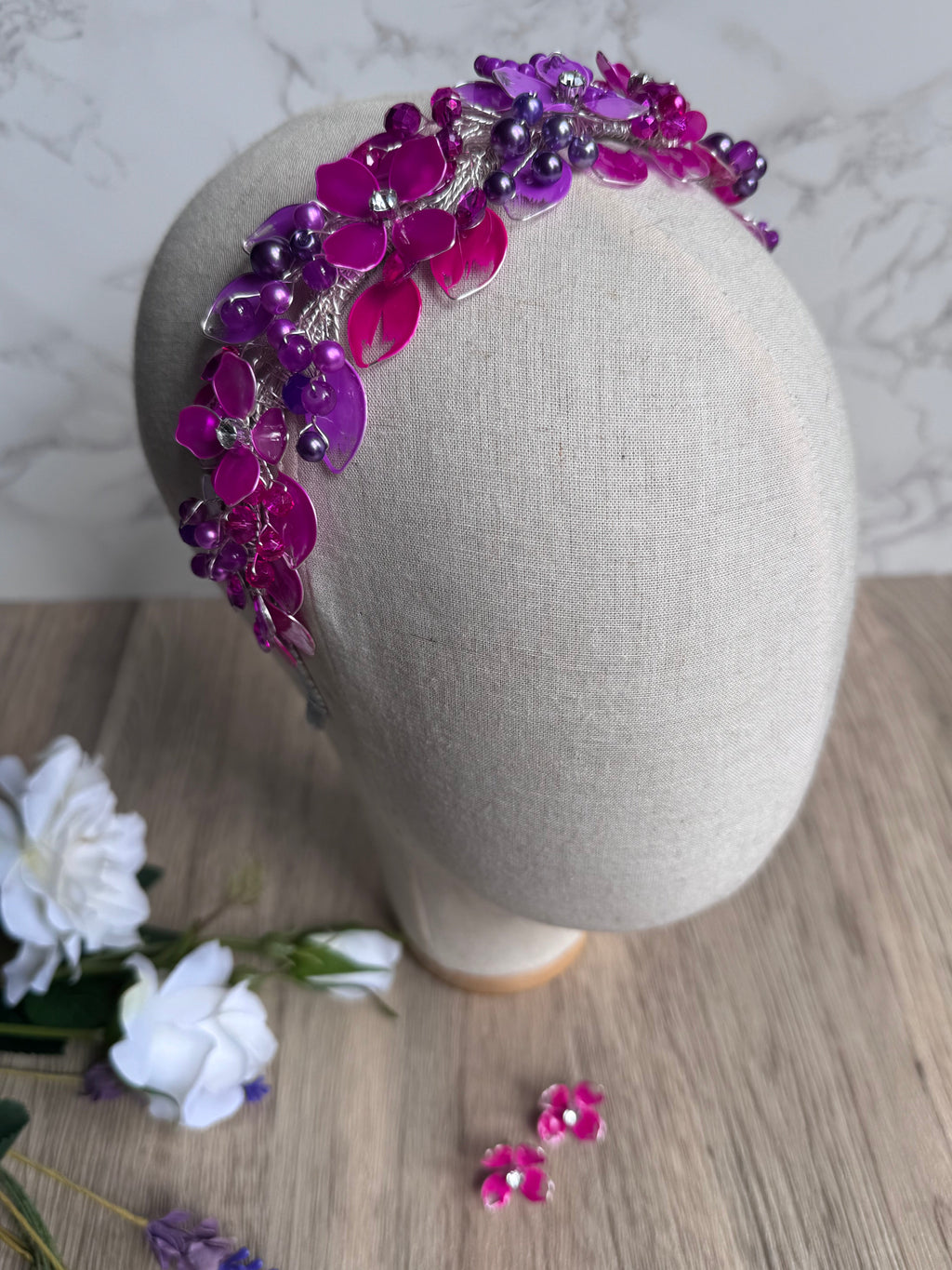 Magenta low wedding guest crown Magenta low wedding guest crown Precius pearls