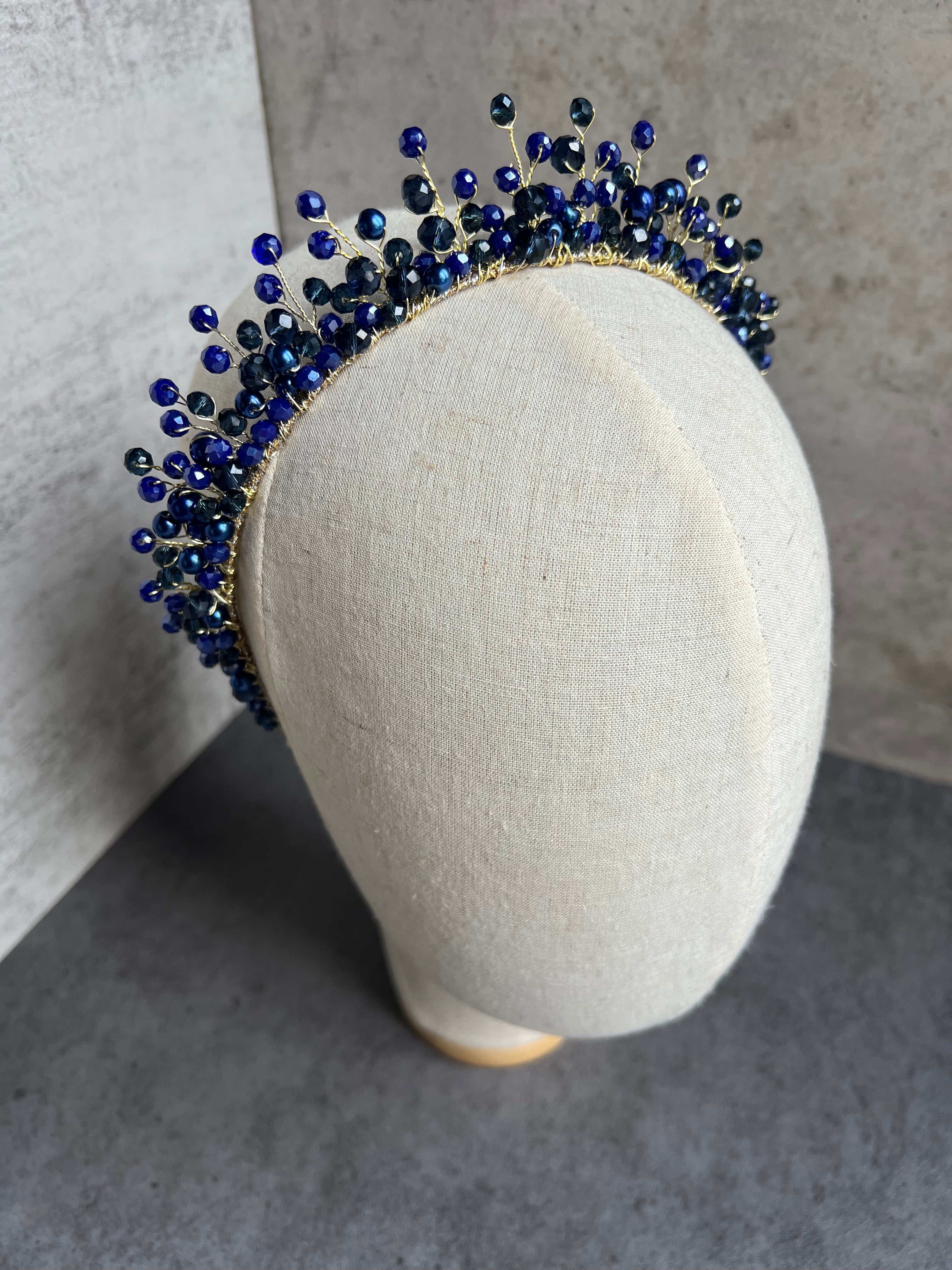 Medium height tiara Medium height tiara Precius pearls