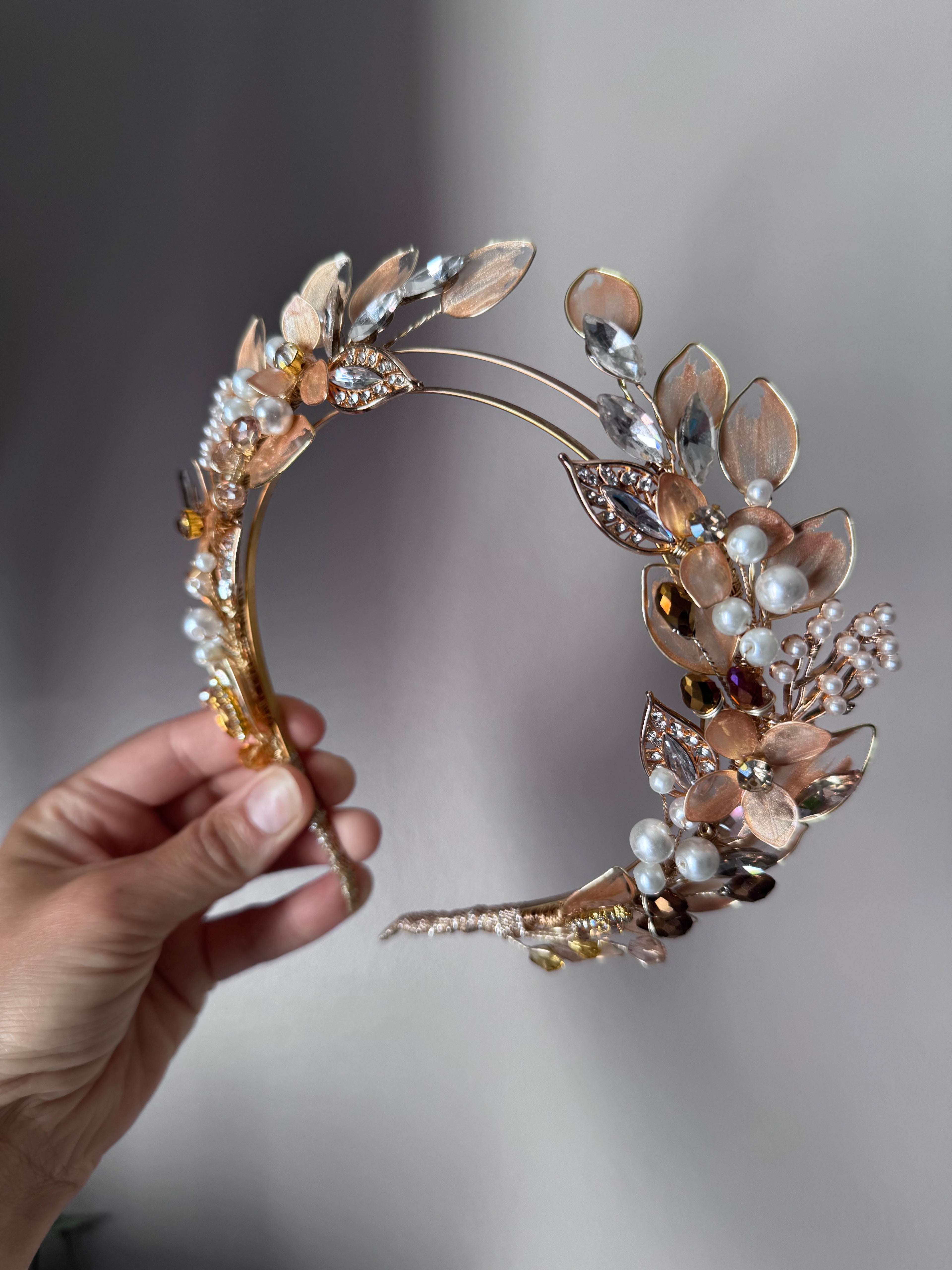 Gold Leaf crown Gold Leaf crown Precius pearls