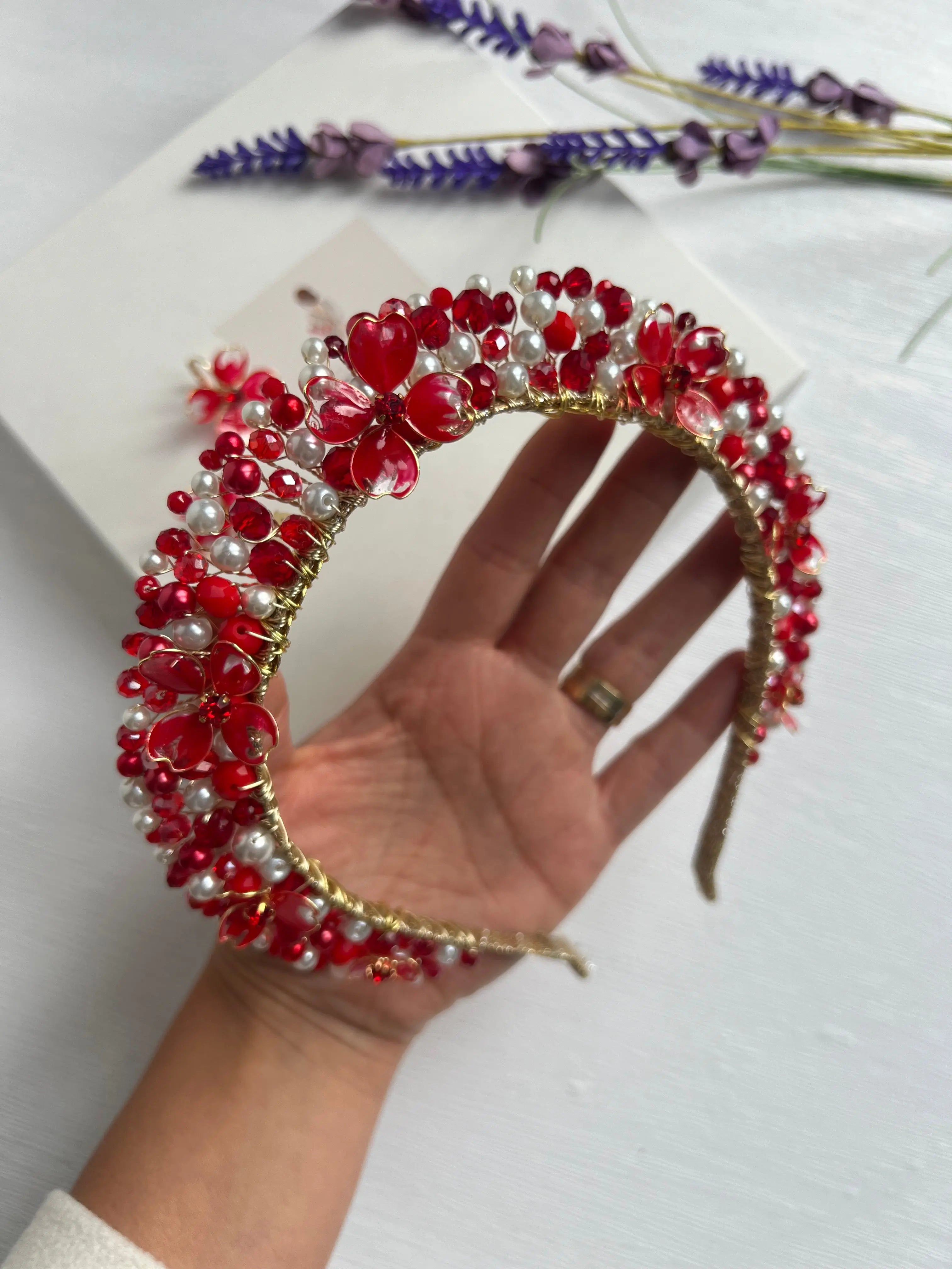 Red and Pearl wedding guest headpiece, Red Pearl Crown Red and Pearl wedding guest headpiece, Red Pearl Crown Precius pearls