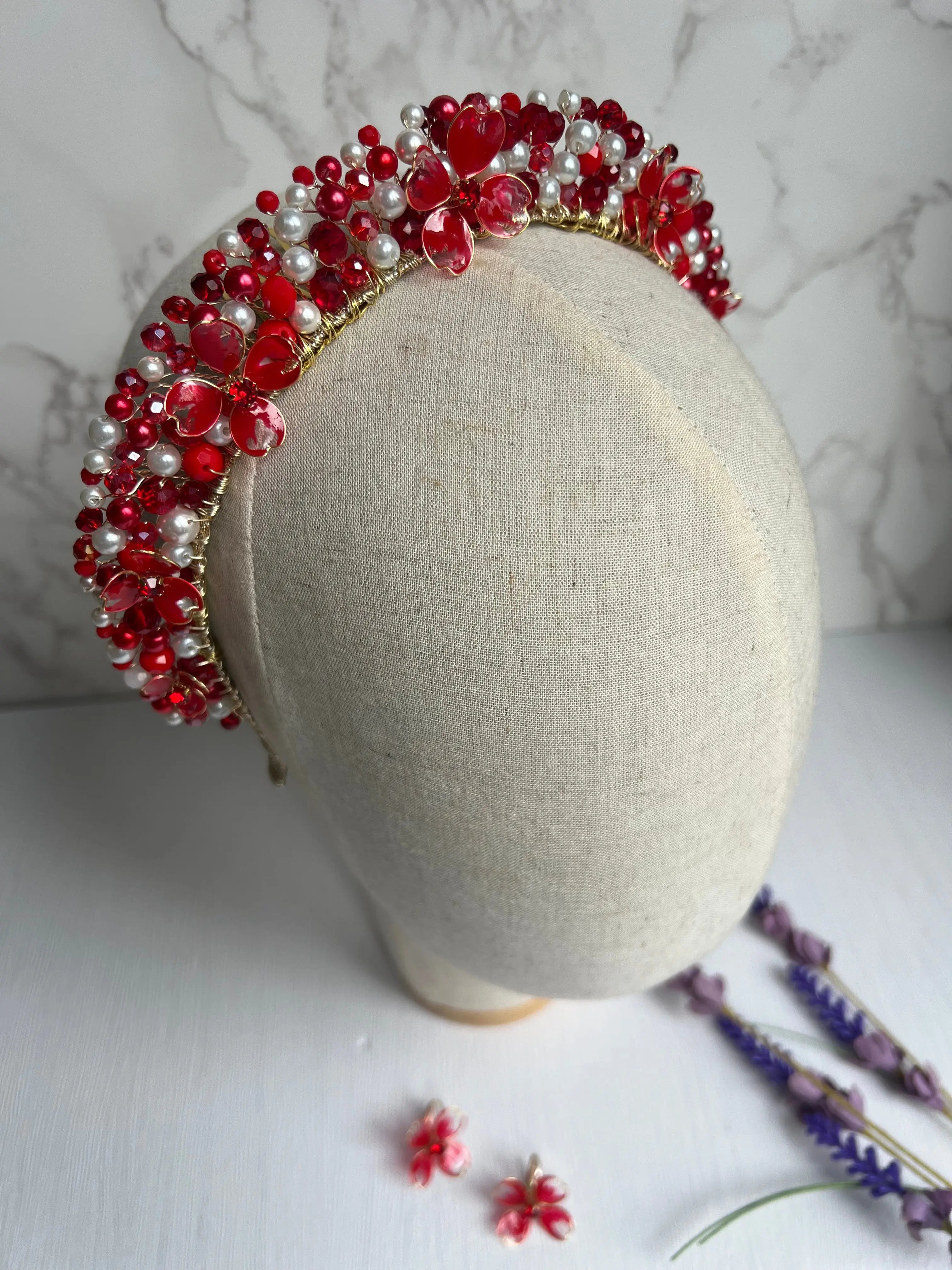 Red and Pearl wedding guest headpiece, Red Pearl Crown Red and Pearl wedding guest headpiece, Red Pearl Crown Precius pearls