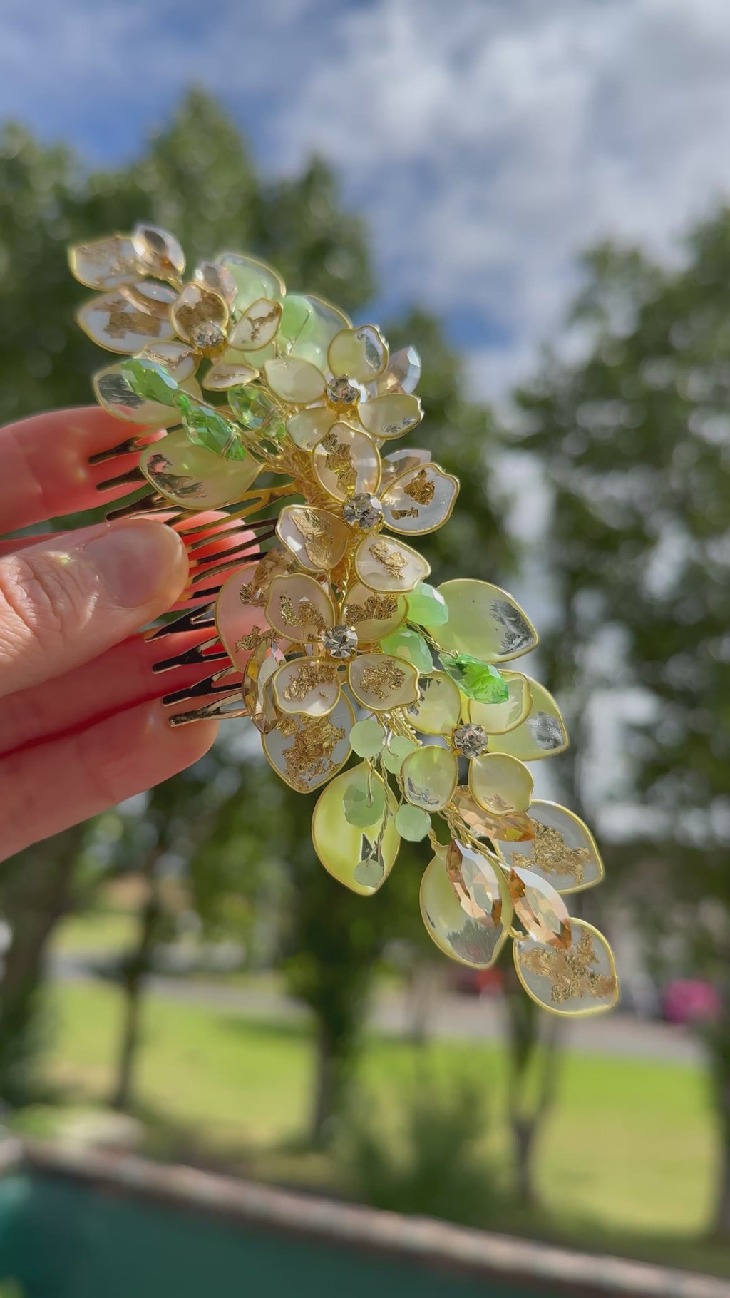 Light Green and Frosted Gold Wedding guest comb
