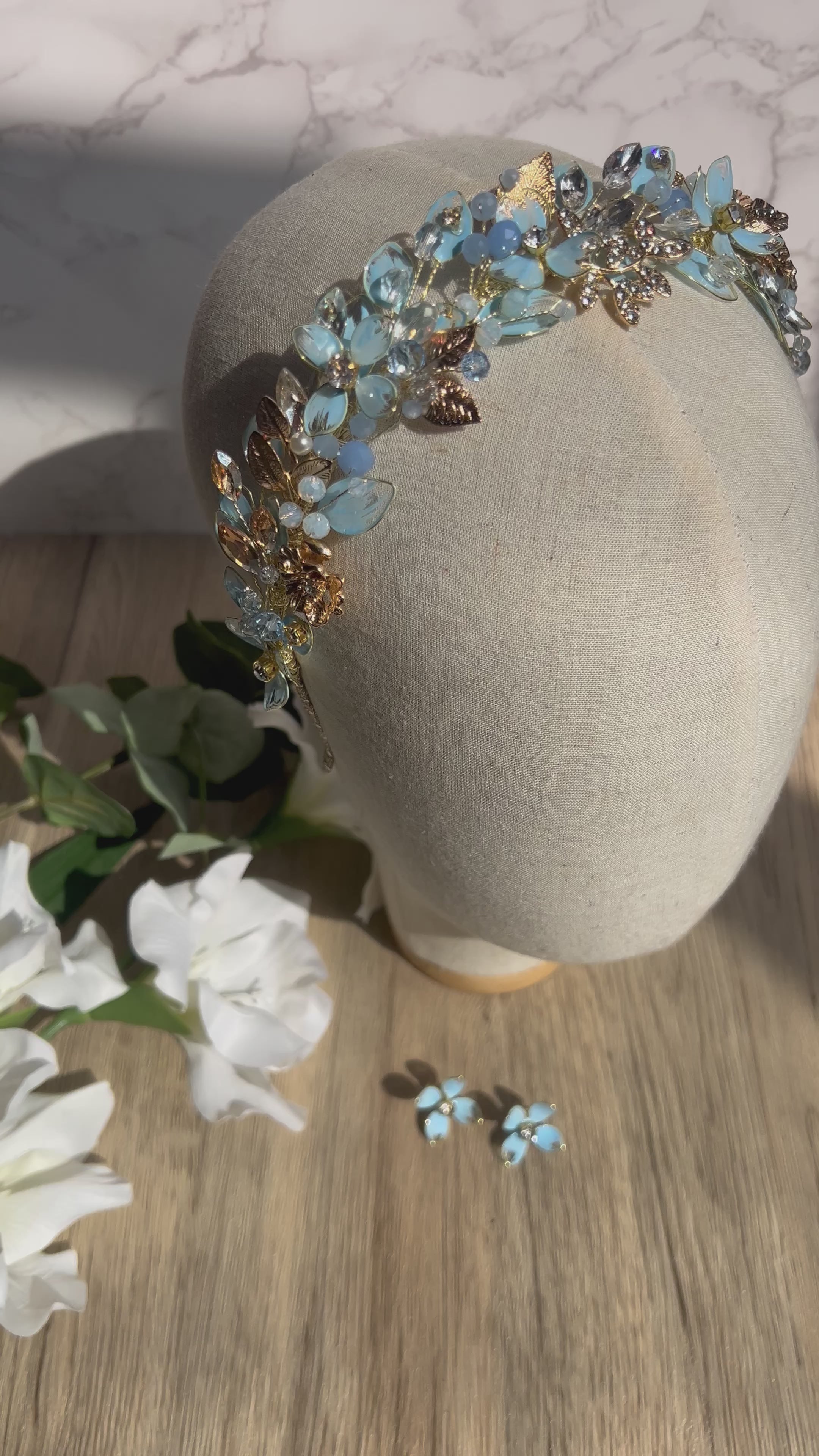 Light blue and Gold low style headband