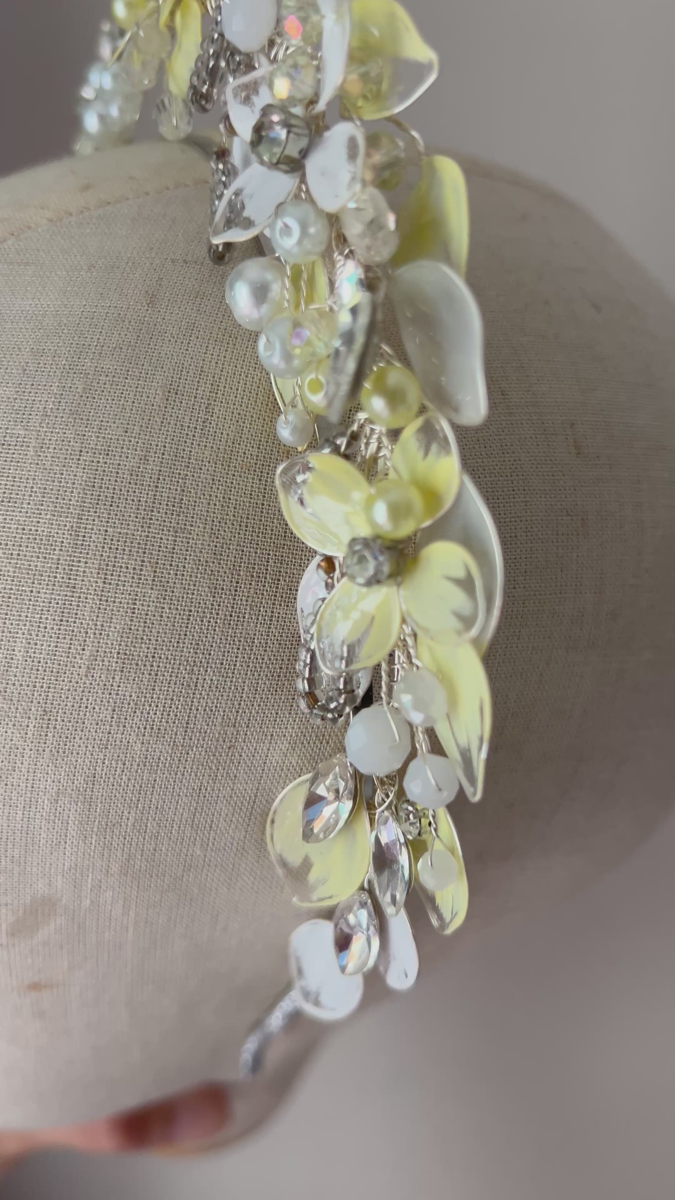 Light Yellow and White halo