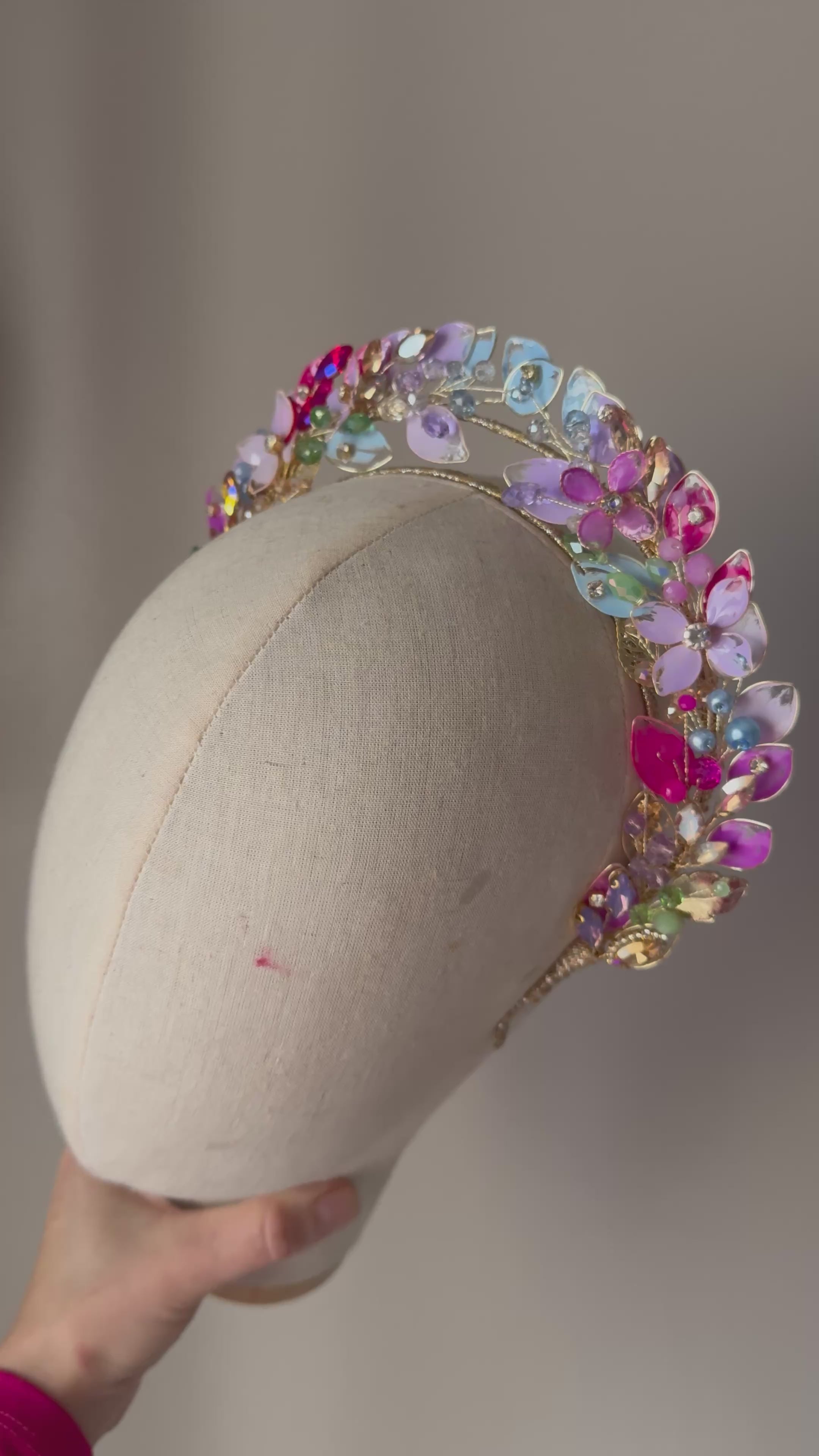 Lilac pastel halo