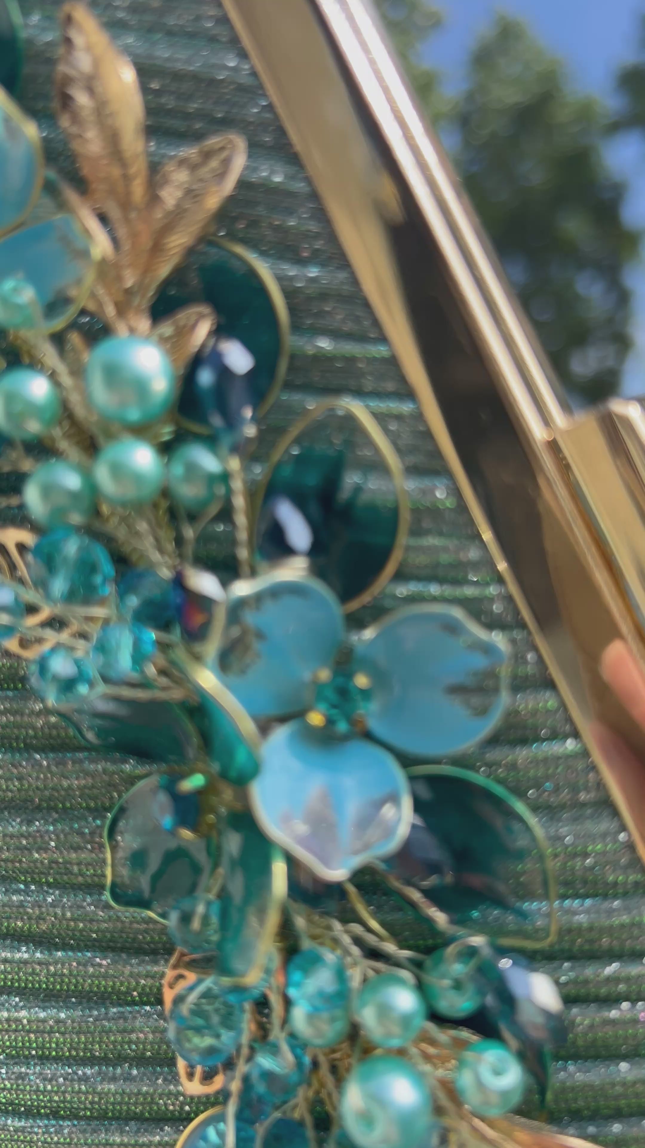 Light blue & Teal